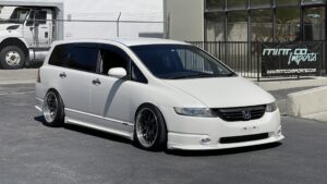 2004 Honda Odyssey Absolute RB1