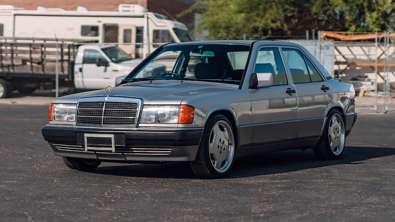 Mint Co. Auto - Drive Your Dream | Import Cars • 1992 Mercedes-Benz 190E Arctic White