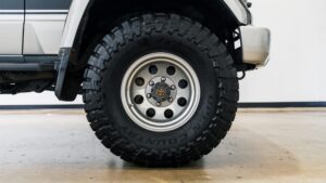 Mint Co. Auto - Drive Your Dream | Import Cars • 1993 Toyota Land Cruiser H/T KZJ78 Black