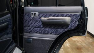 Mint Co. Auto - Drive Your Dream | Import Cars • 1993 Toyota Land Cruiser H/T KZJ78 Black