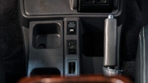 Mint Co. Auto - Drive Your Dream | Import Cars • 1993 Toyota Land Cruiser H/T KZJ78 Black