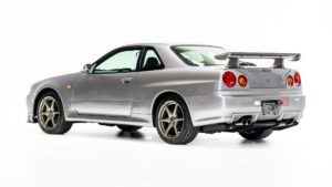 Mint Co. Auto - Drive Your Dream | Import Cars • 1999 Nissan Skyline GTR (BNR34) V-Spec Athletic Silver