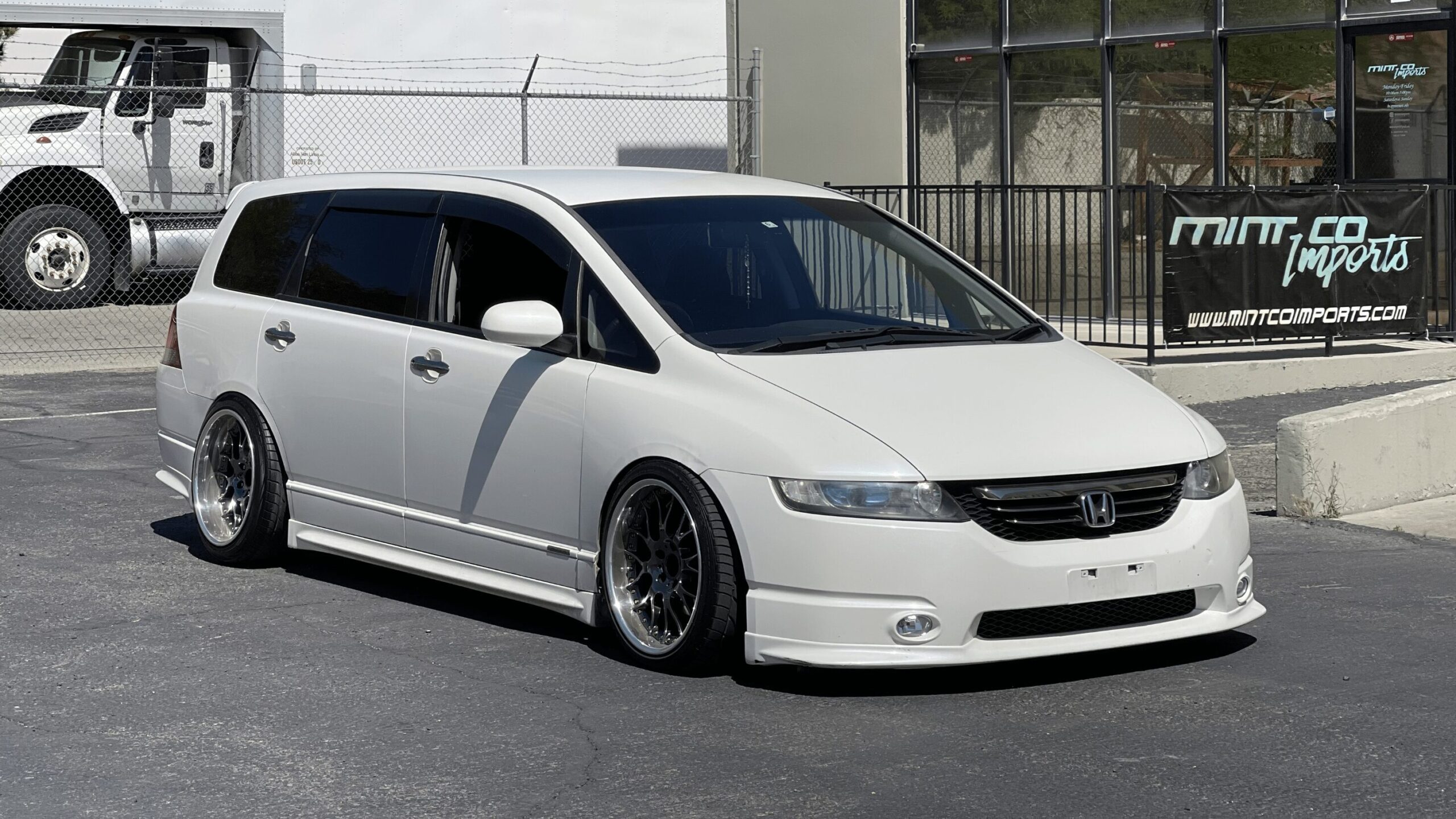 2004 Honda Odyssey Absolute RB1