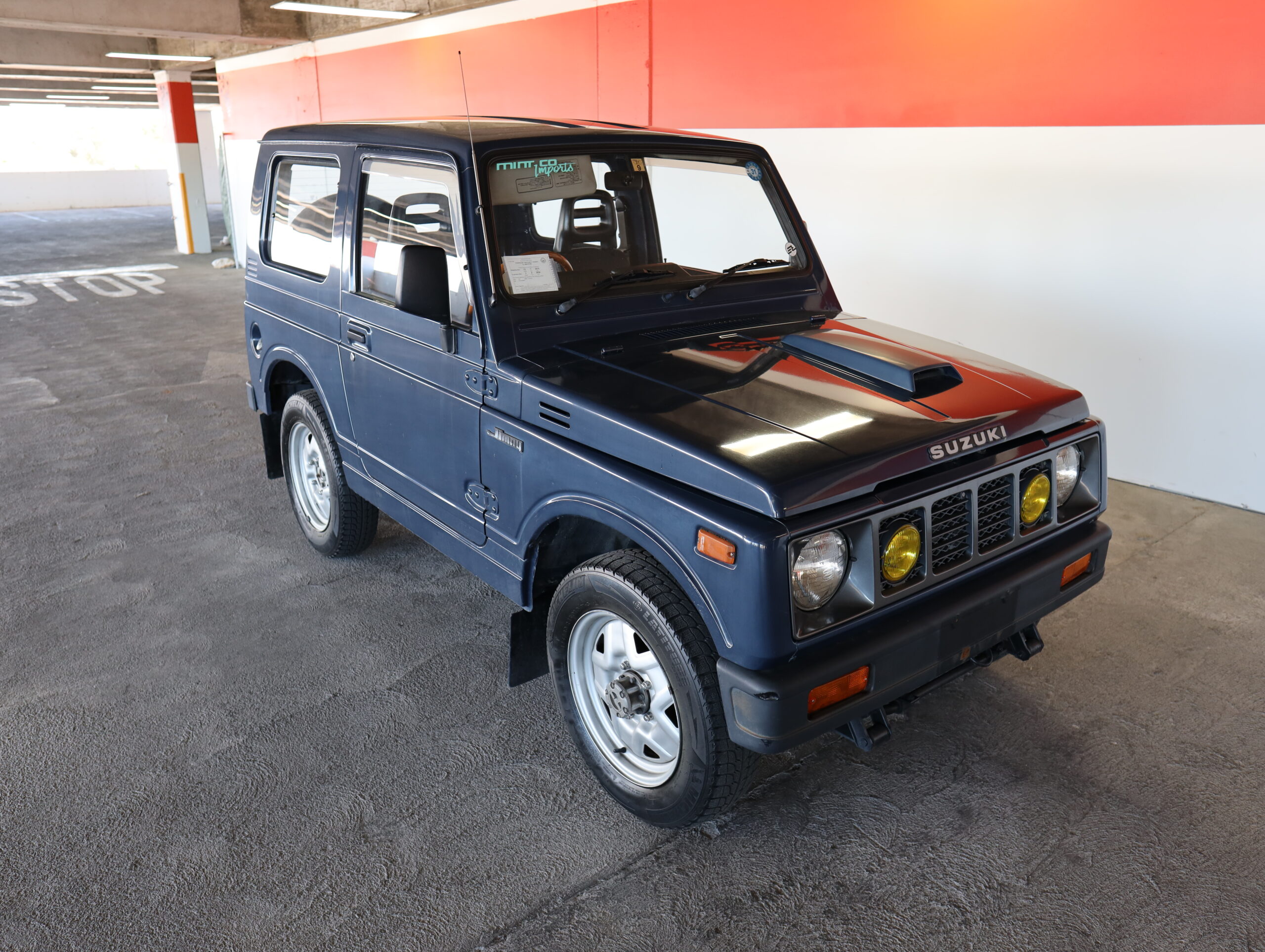 
								1989 Suzuki Jimny full									