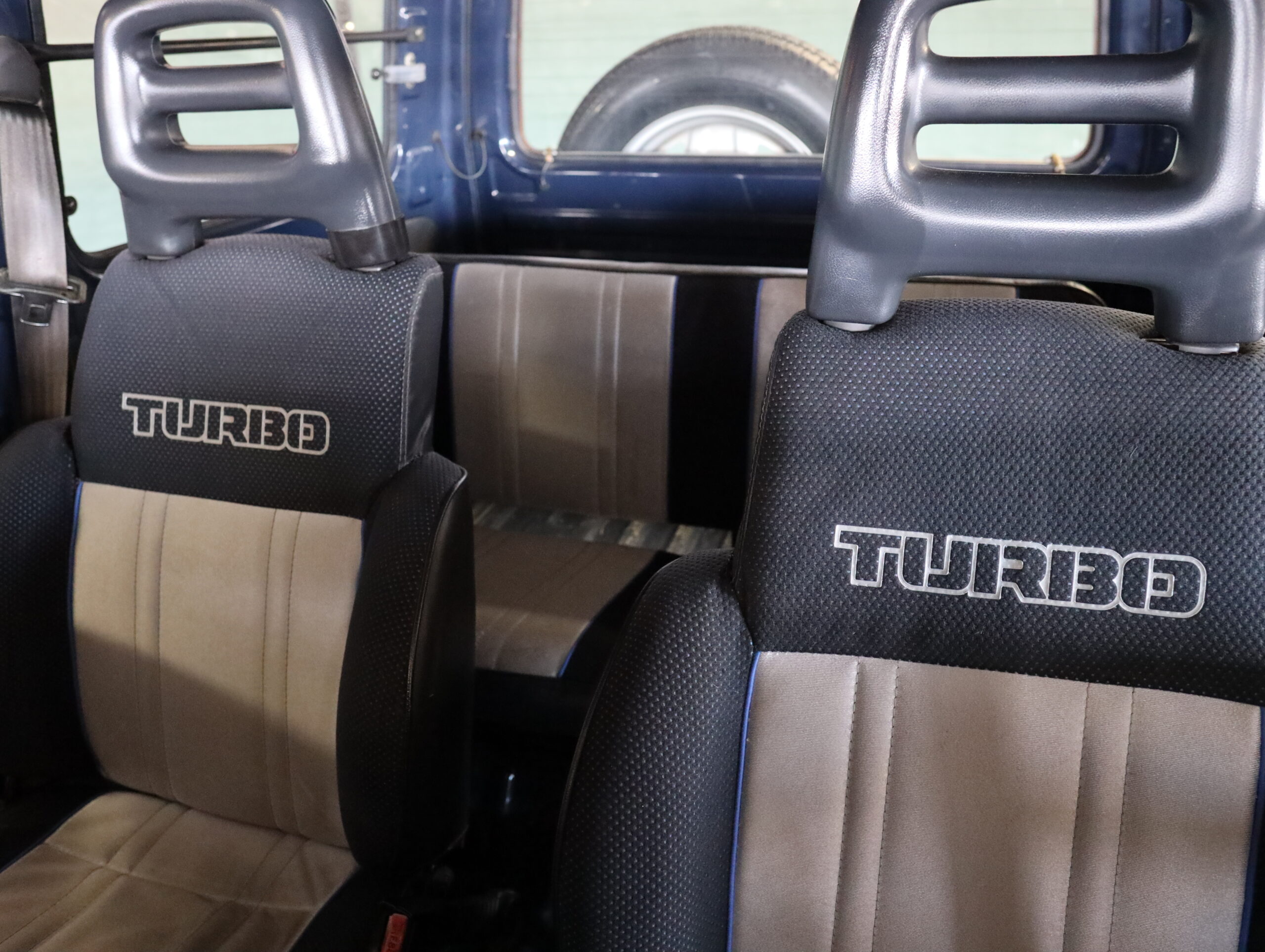 
								1989 Suzuki Jimny full									