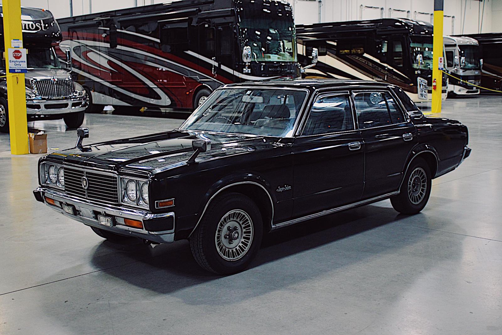 
								1977 Toyota Crown Super Saloon full									