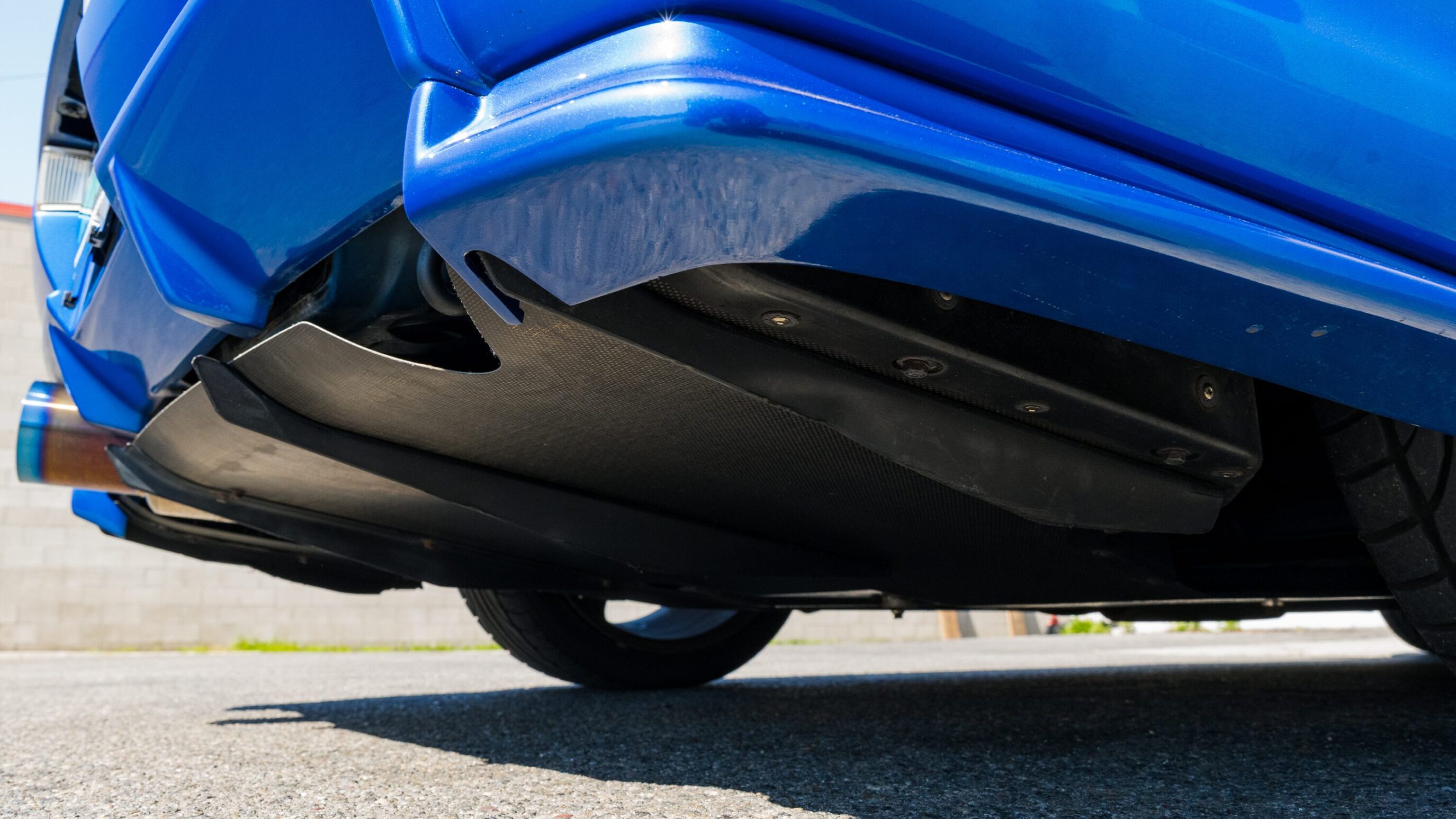 
								1999 Nissan Skyline GTR (BNR34) V-Spec White full									