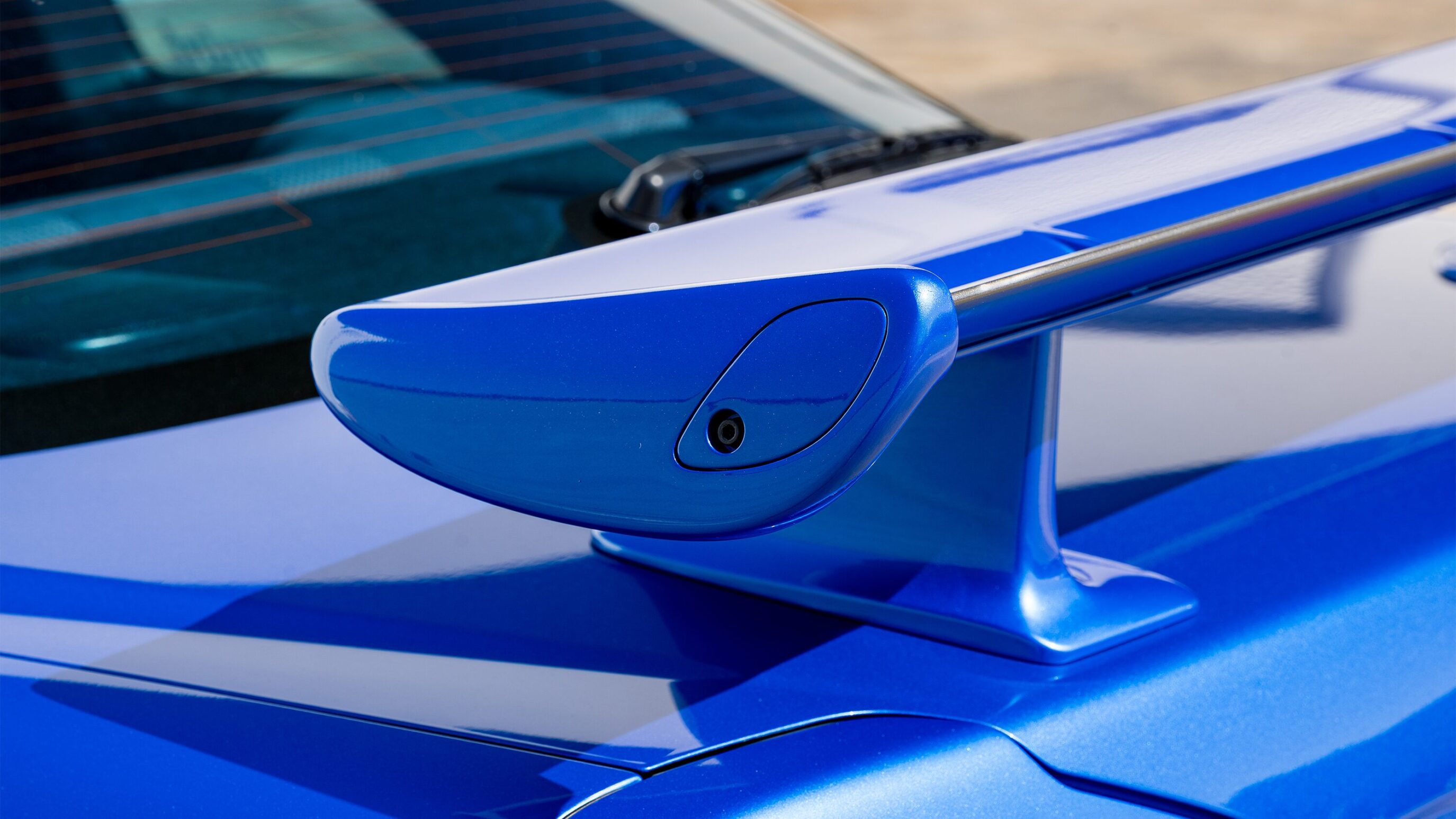 
								1999 Nissan Skyline GTR (BNR34) V-Spec White full									