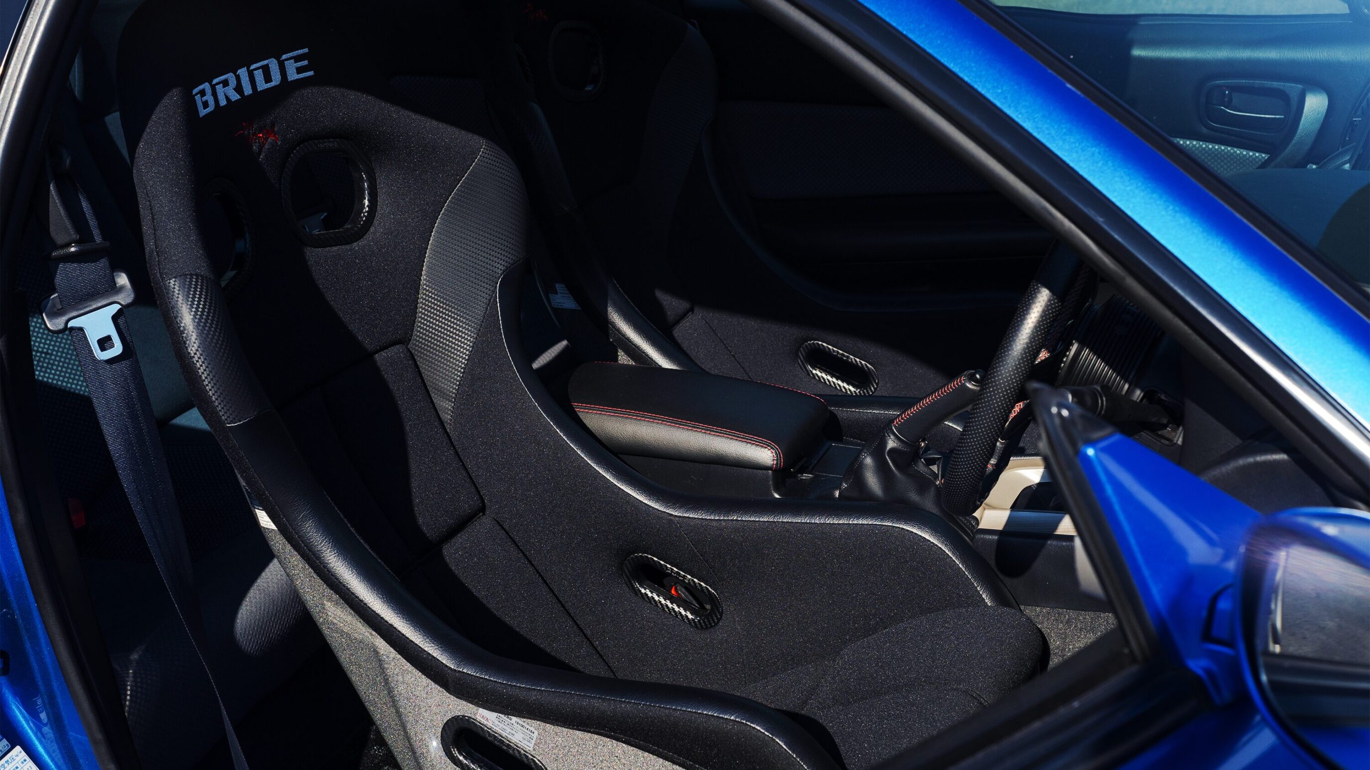 
								1999 Nissan Skyline GTR (BNR34) V-Spec White full									