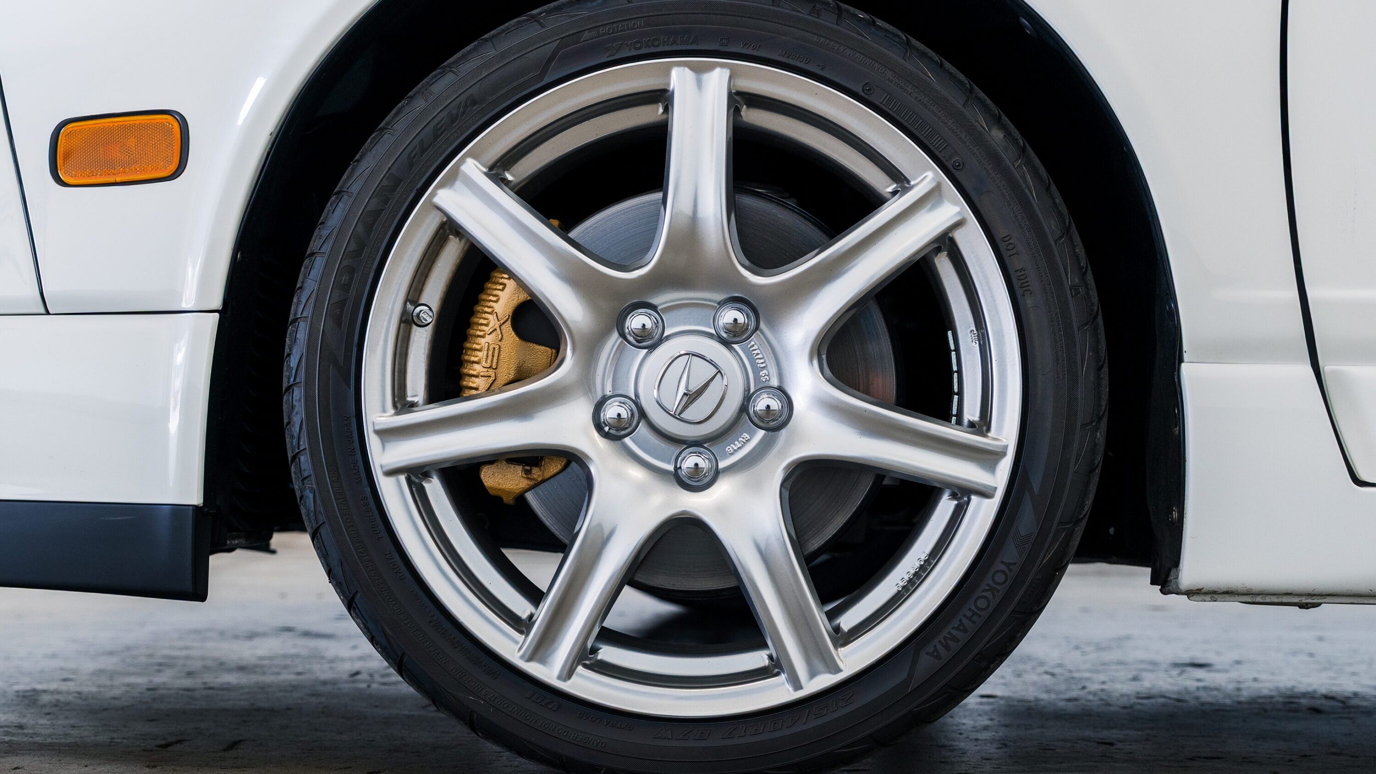 
								2004 Acura NSX-T NA2 Grand Prix White full									