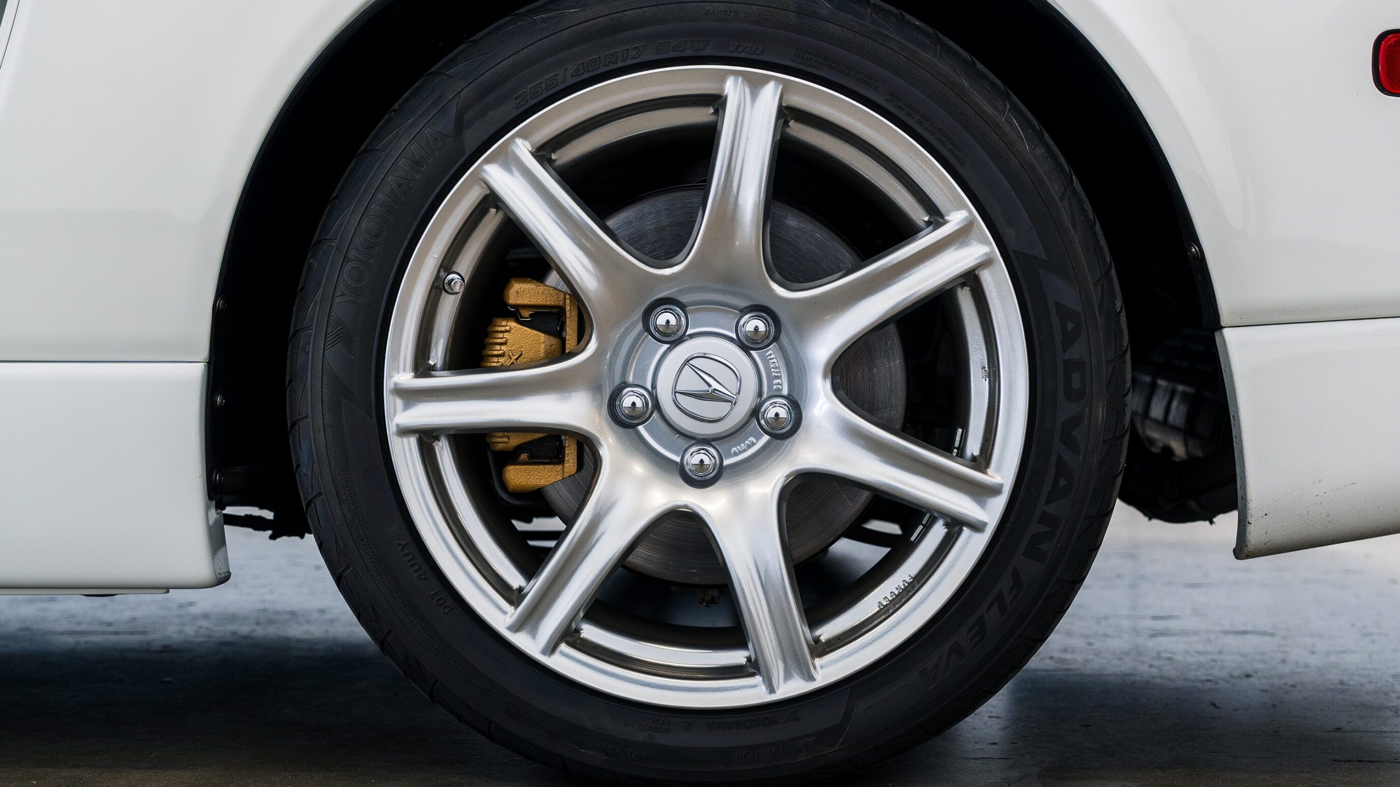 
								2004 Acura NSX-T NA2 Grand Prix White full									