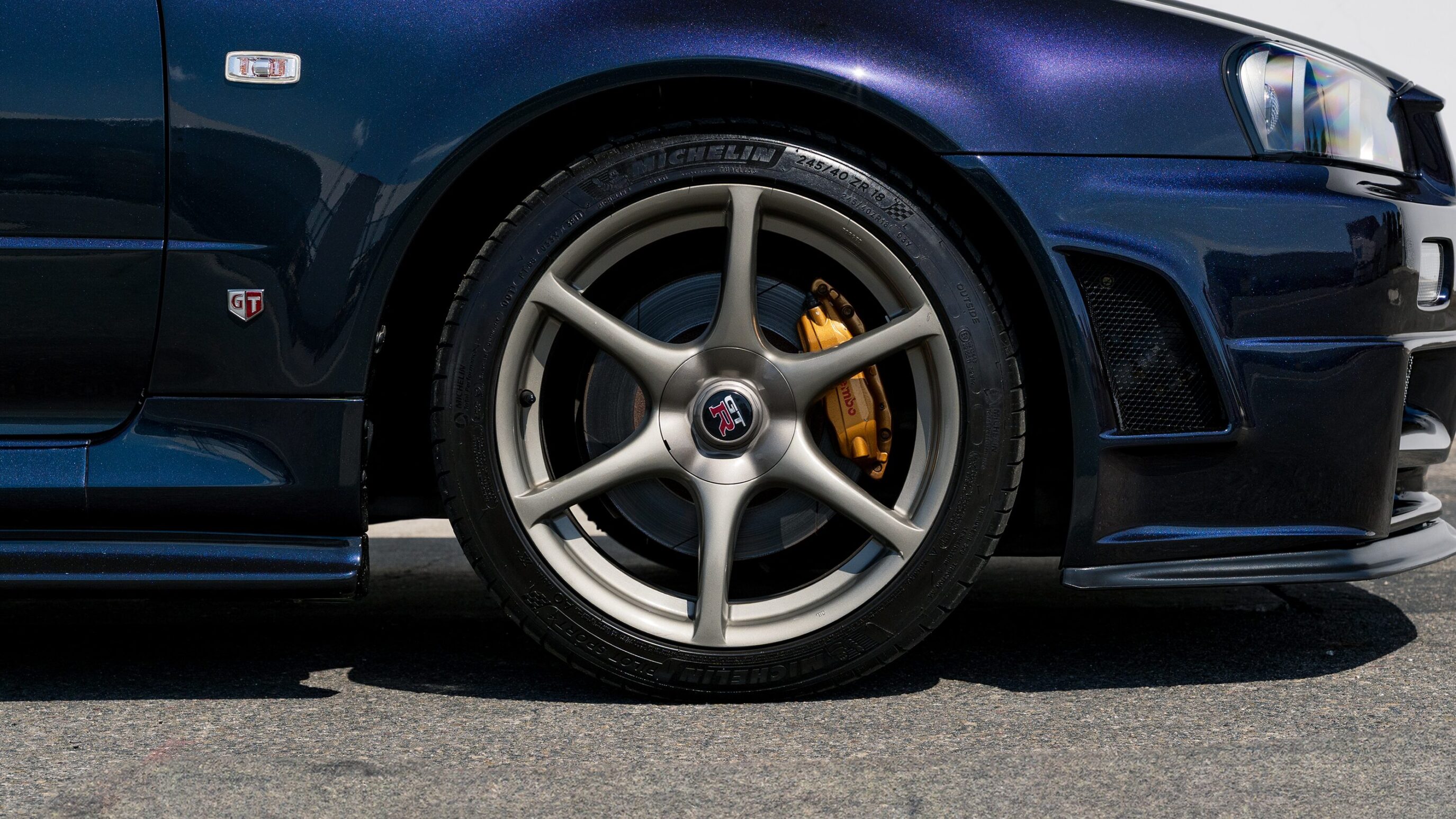 
								1999 Nissan Skyline GTR (BNR34) V-Spec Midnight Purple II full									