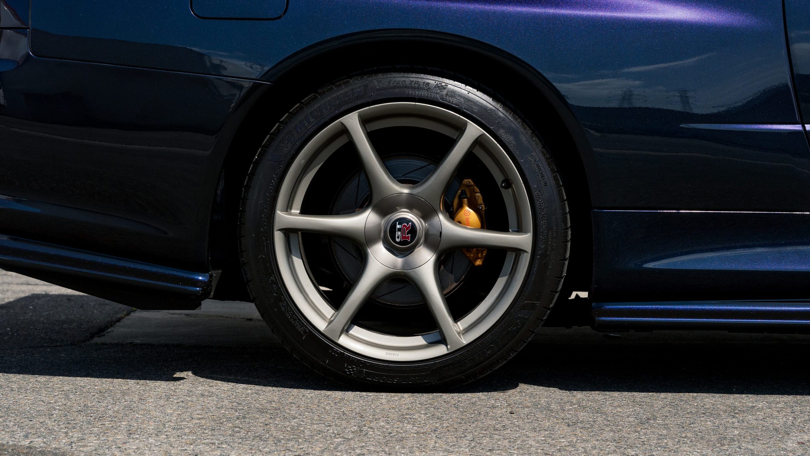 
								1999 Nissan Skyline GTR (BNR34) V-Spec Midnight Purple II full									