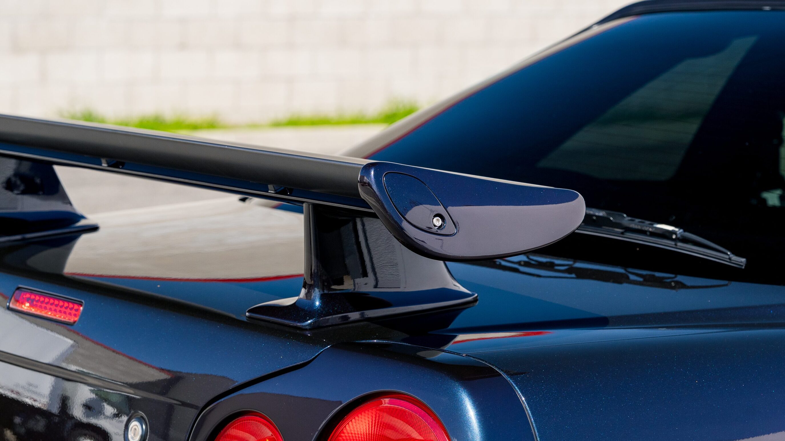 
								1999 Nissan Skyline GTR (BNR34) V-Spec Midnight Purple II full									