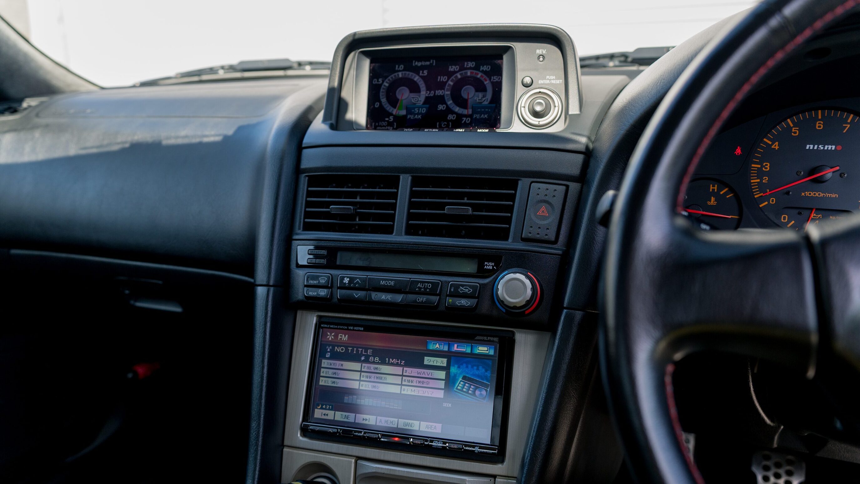 
								1999 Nissan Skyline GTR (BNR34) V-Spec Midnight Purple II full									