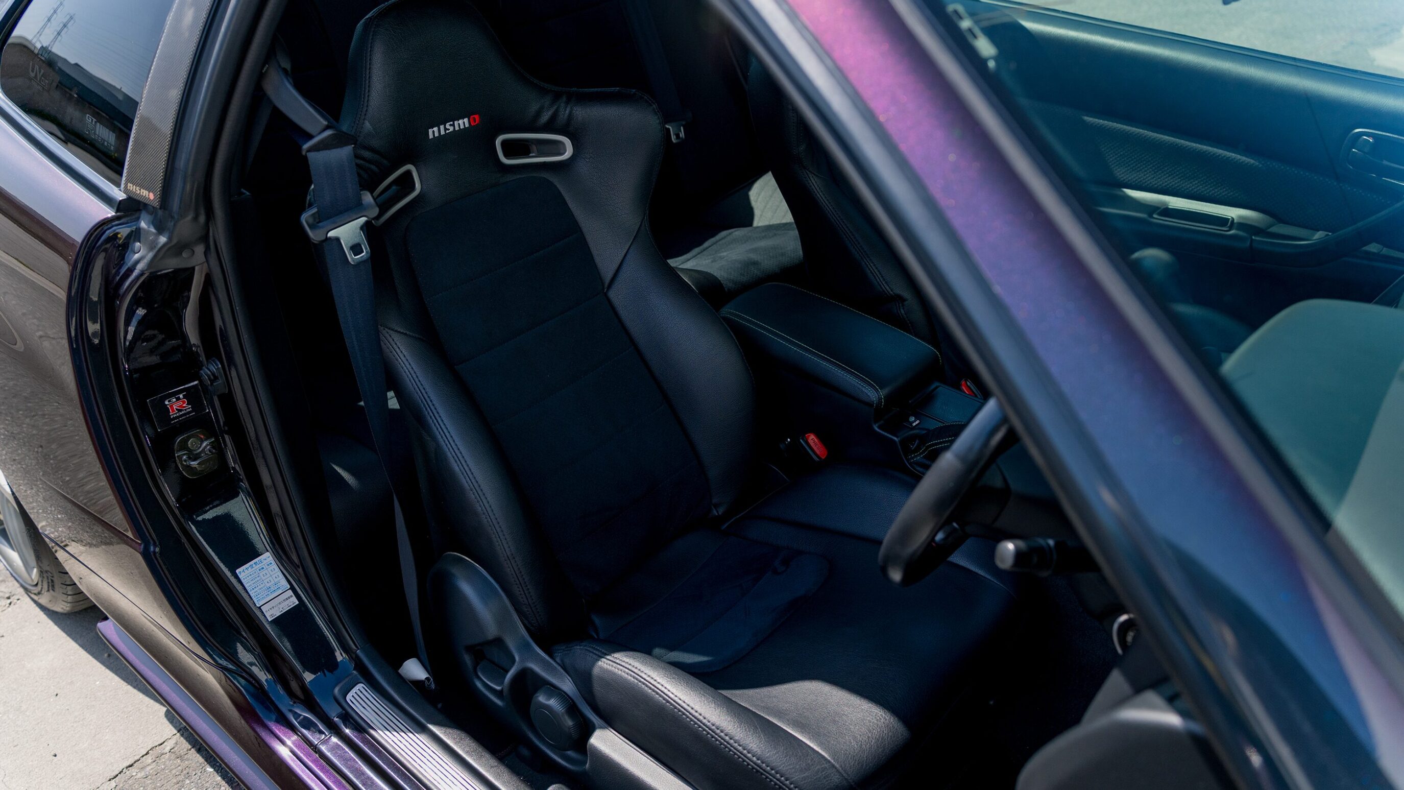 
								1999 Nissan Skyline GTR (BNR34) V-Spec Midnight Purple II full									