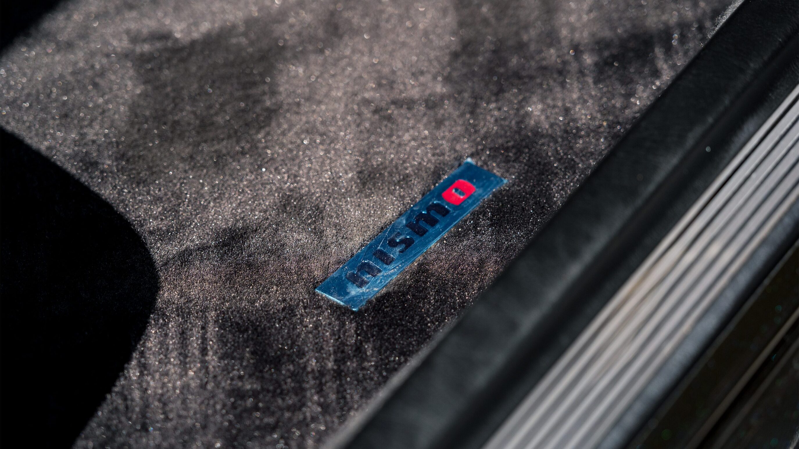 
								1999 Nissan Skyline GTR (BNR34) V-Spec Midnight Purple II full									