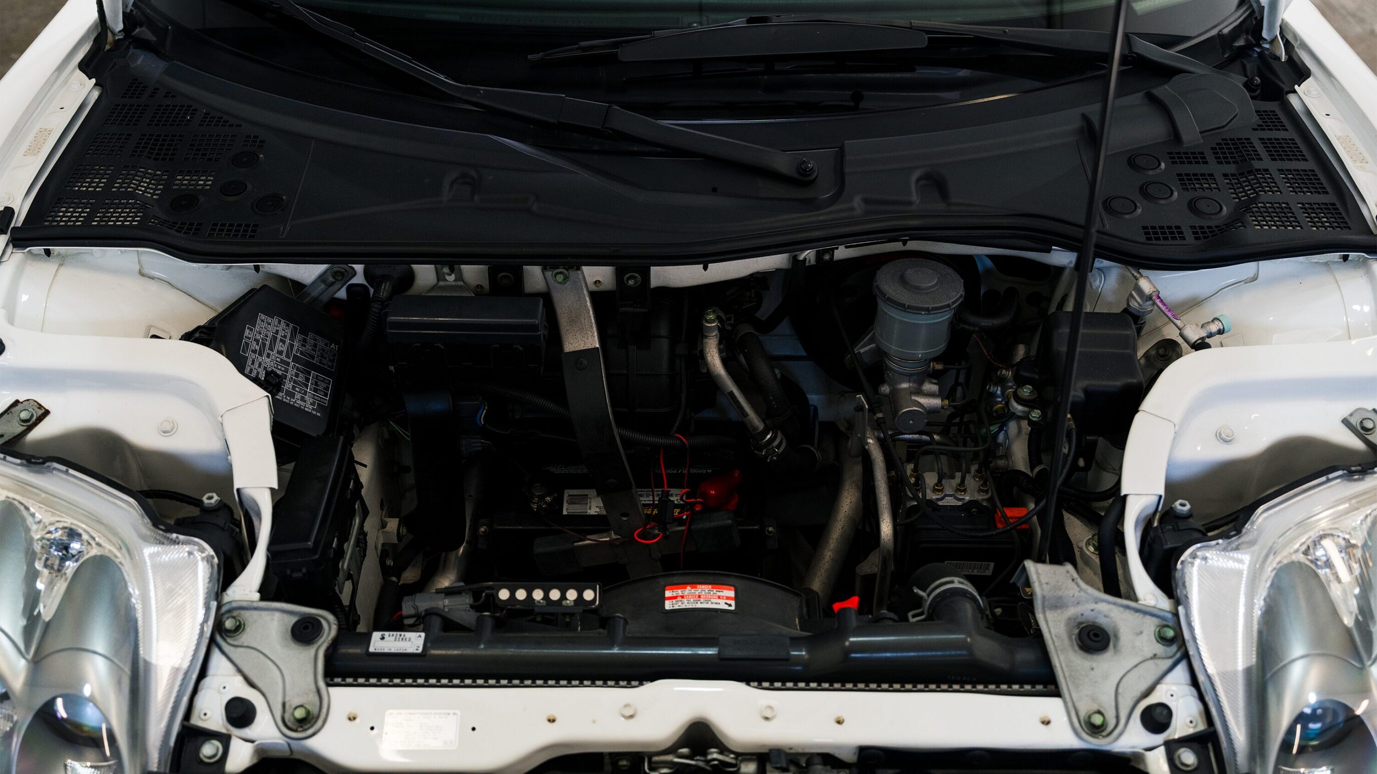 
								2004 Acura NSX-T NA2 Grand Prix White full									