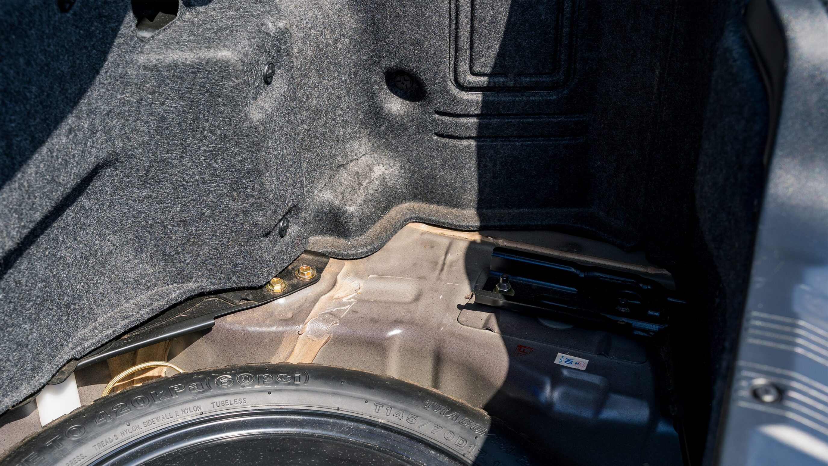 
								1999 Nissan Skyline GTR (BNR34) V-Spec Midnight Purple II full									