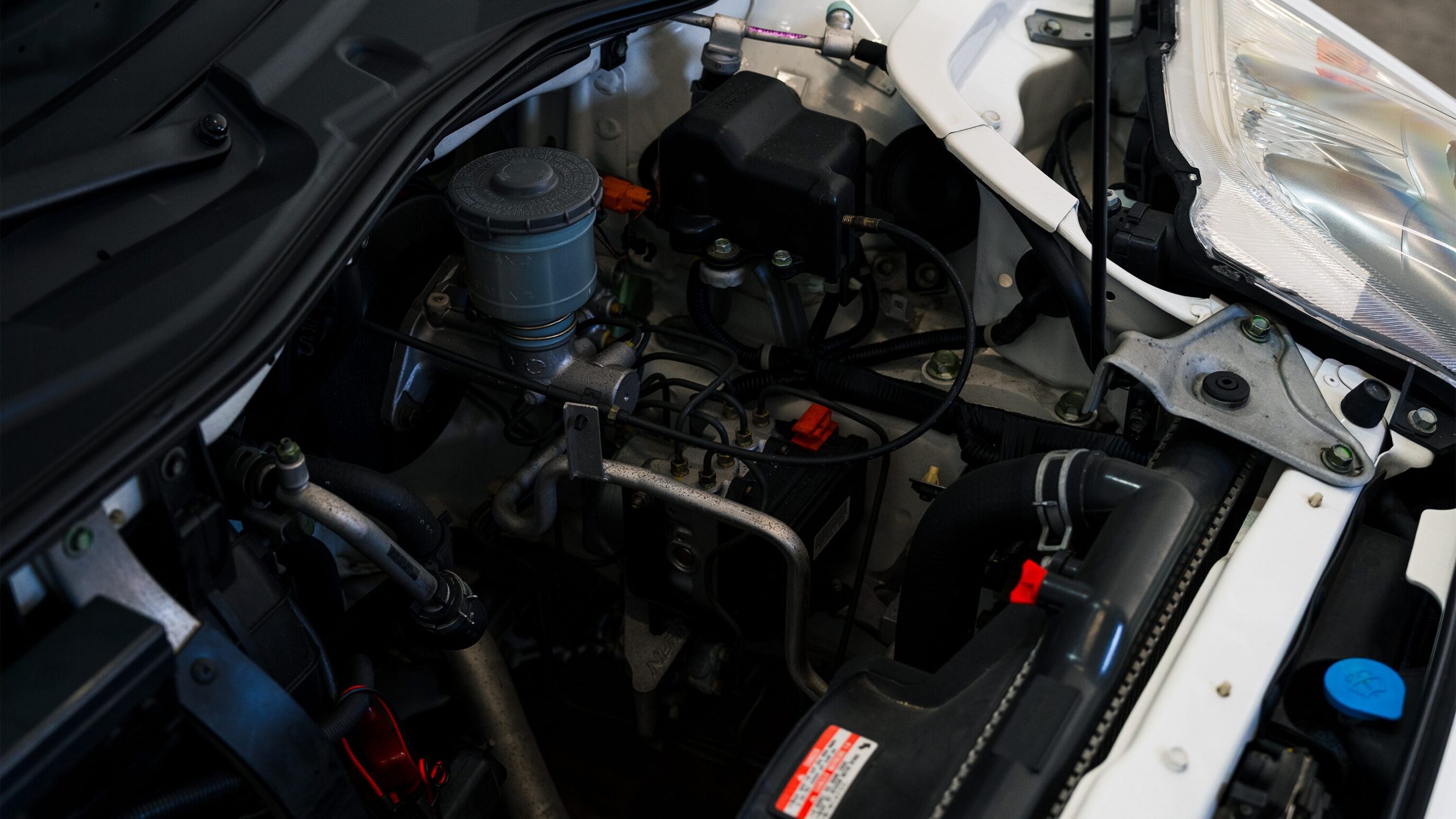 
								2004 Acura NSX-T NA2 Grand Prix White full									