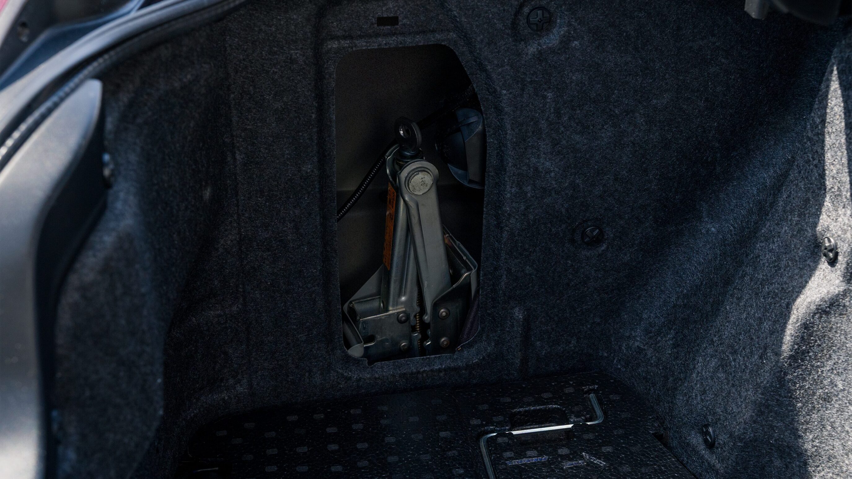 
								1999 Nissan Skyline GTR (BNR34) V-Spec Midnight Purple II full									