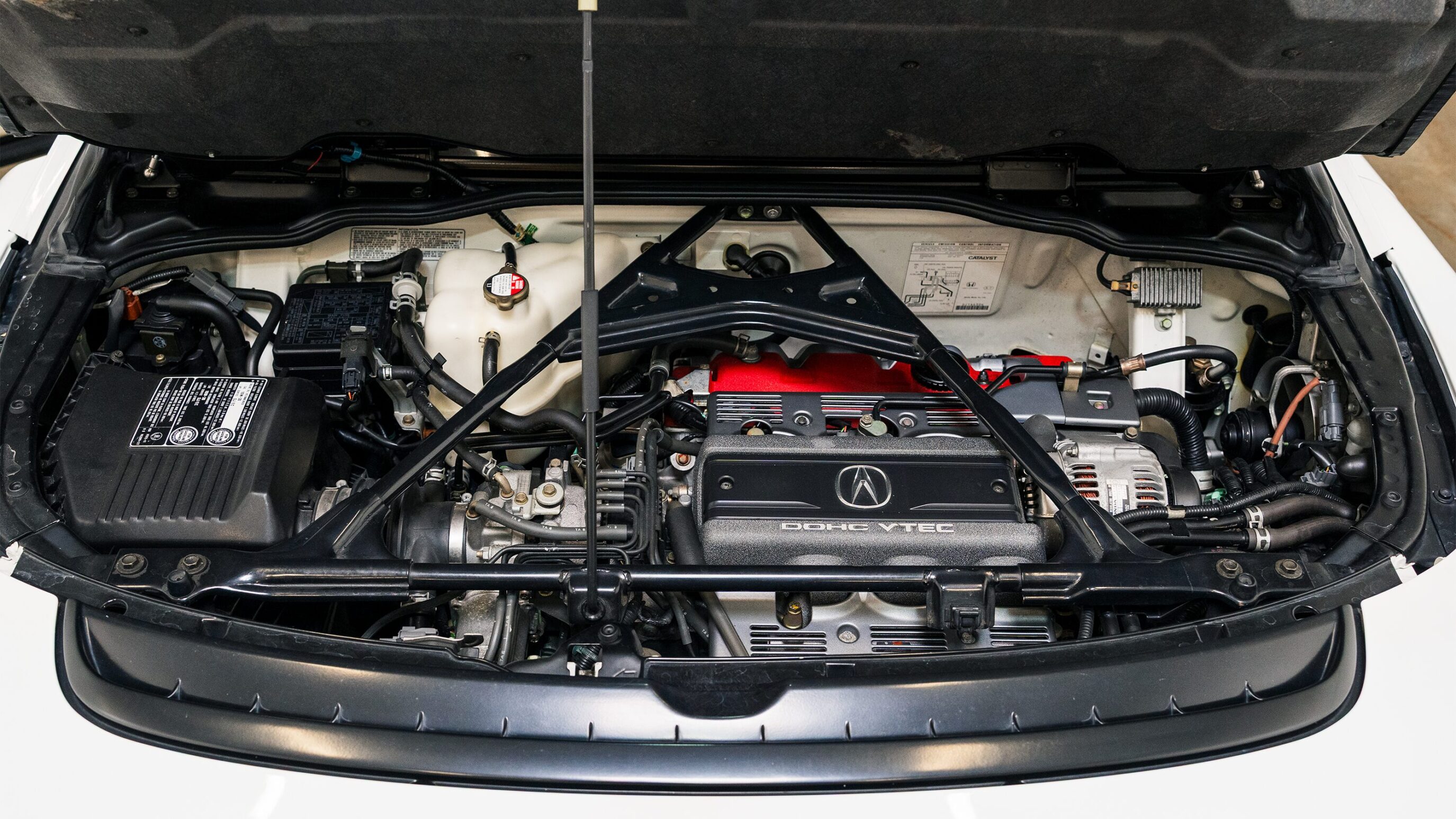 
								2004 Acura NSX-T NA2 Grand Prix White full									