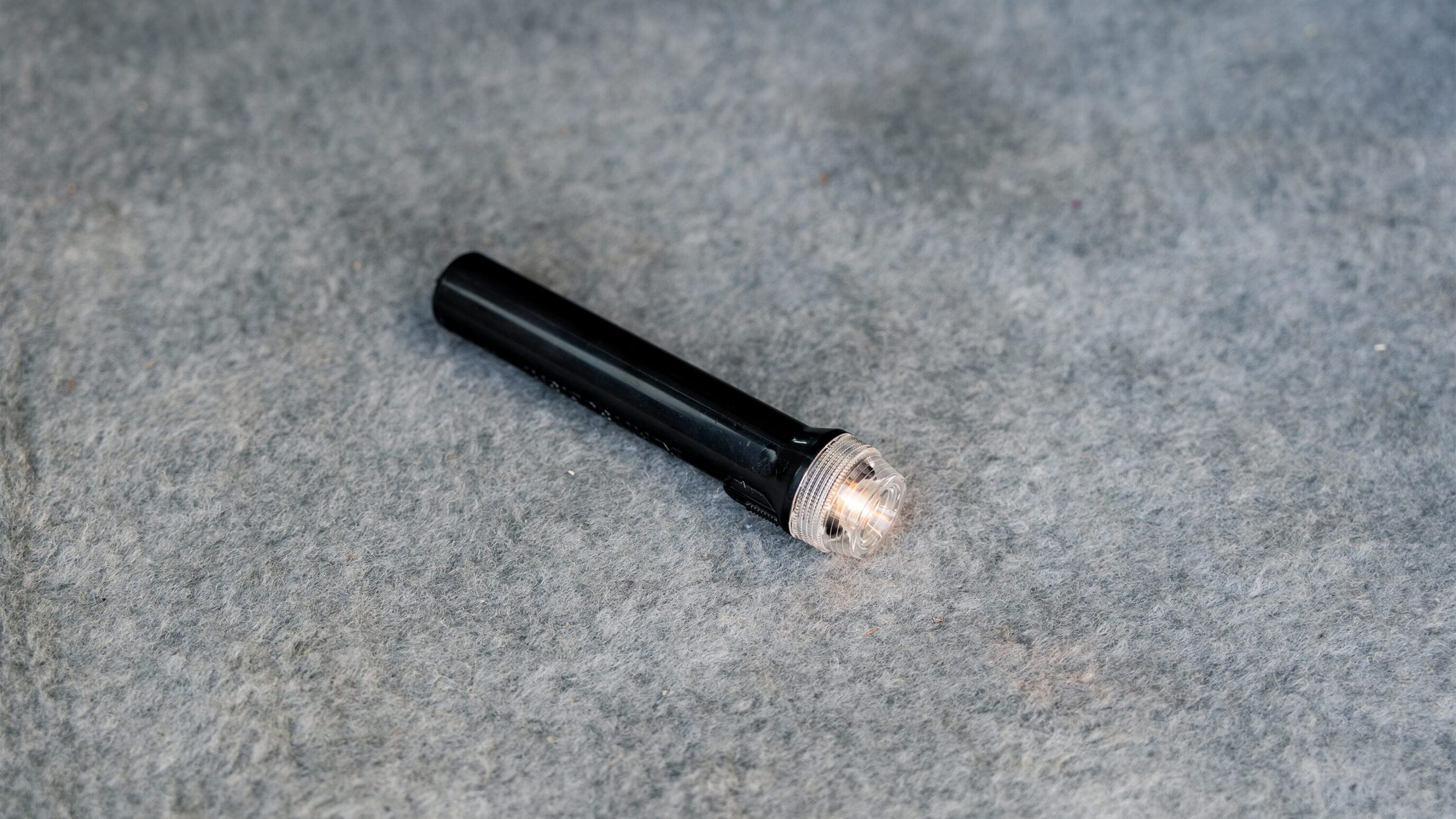 
								1999 Mitsubishi Pajero Evolution full									