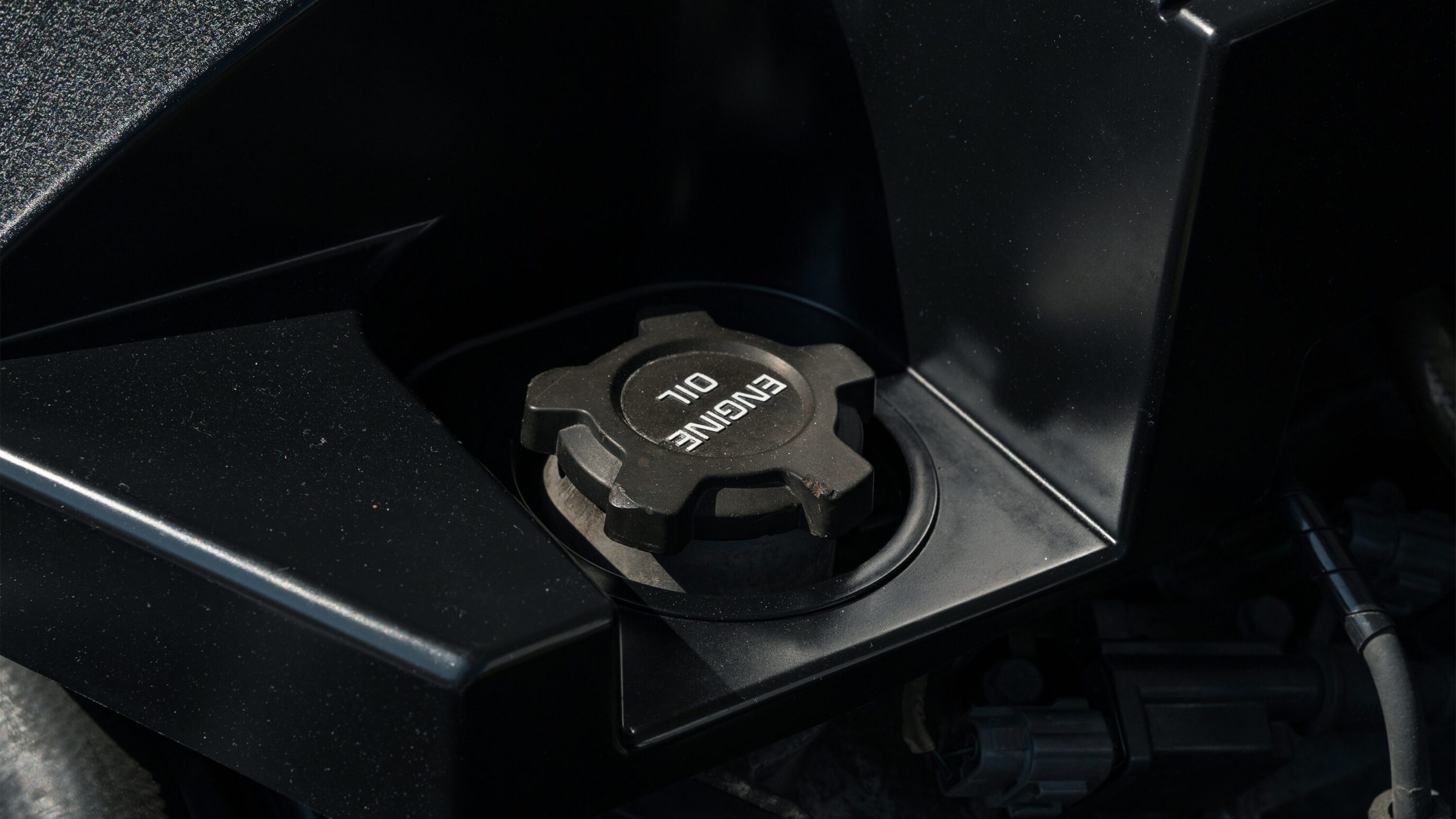 
								1999 Mitsubishi Pajero Evolution full									