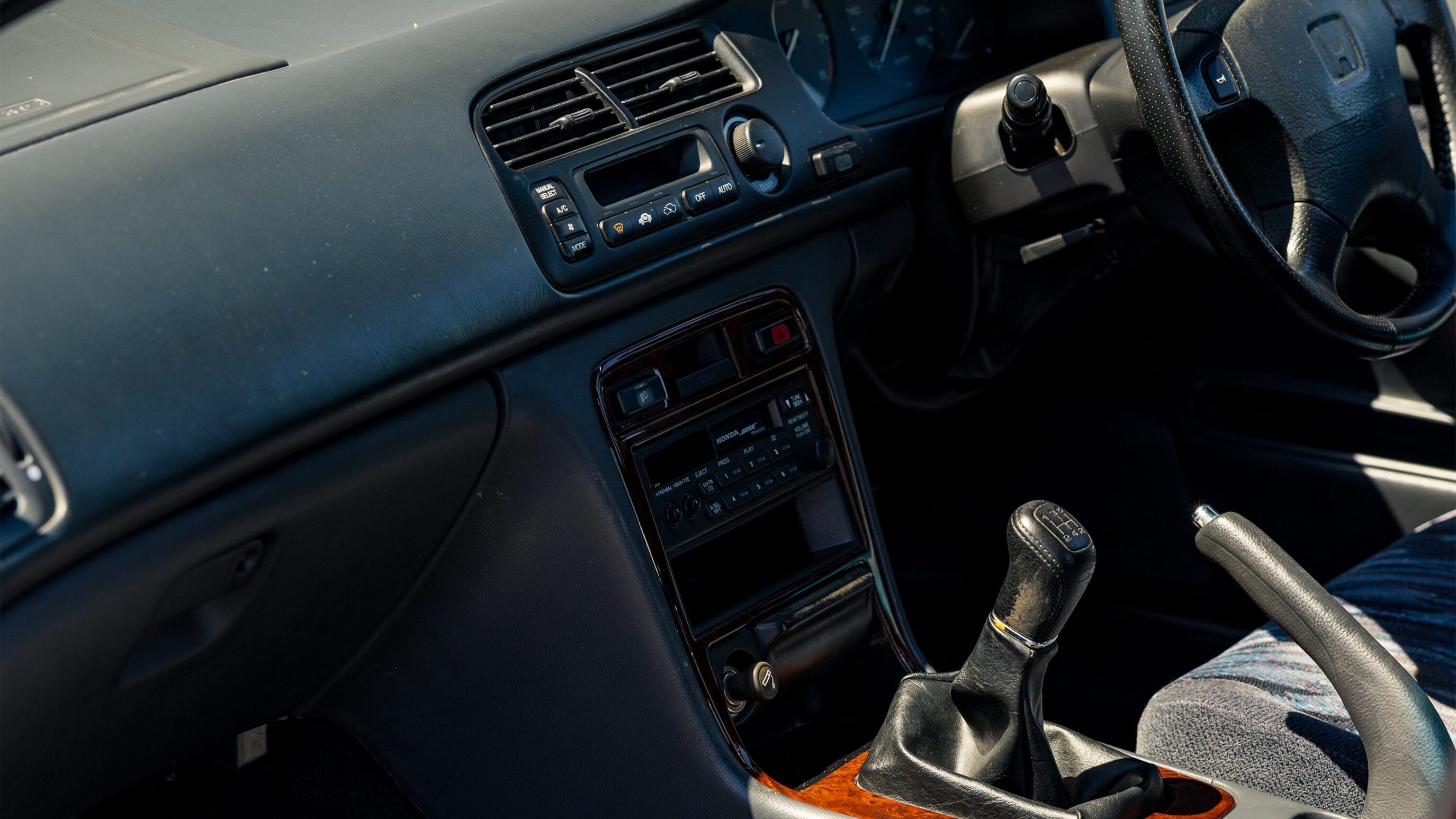 
								1997 Honda Accord SiR full									