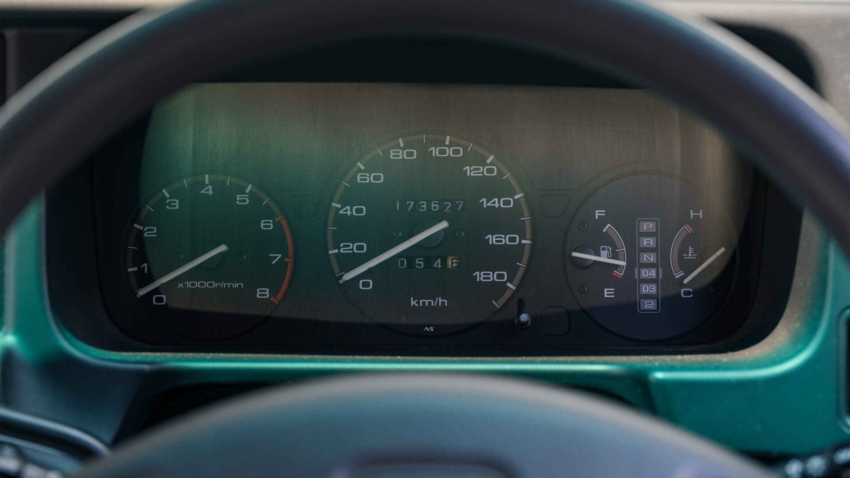 
								1999 Honda Step Wagon full									