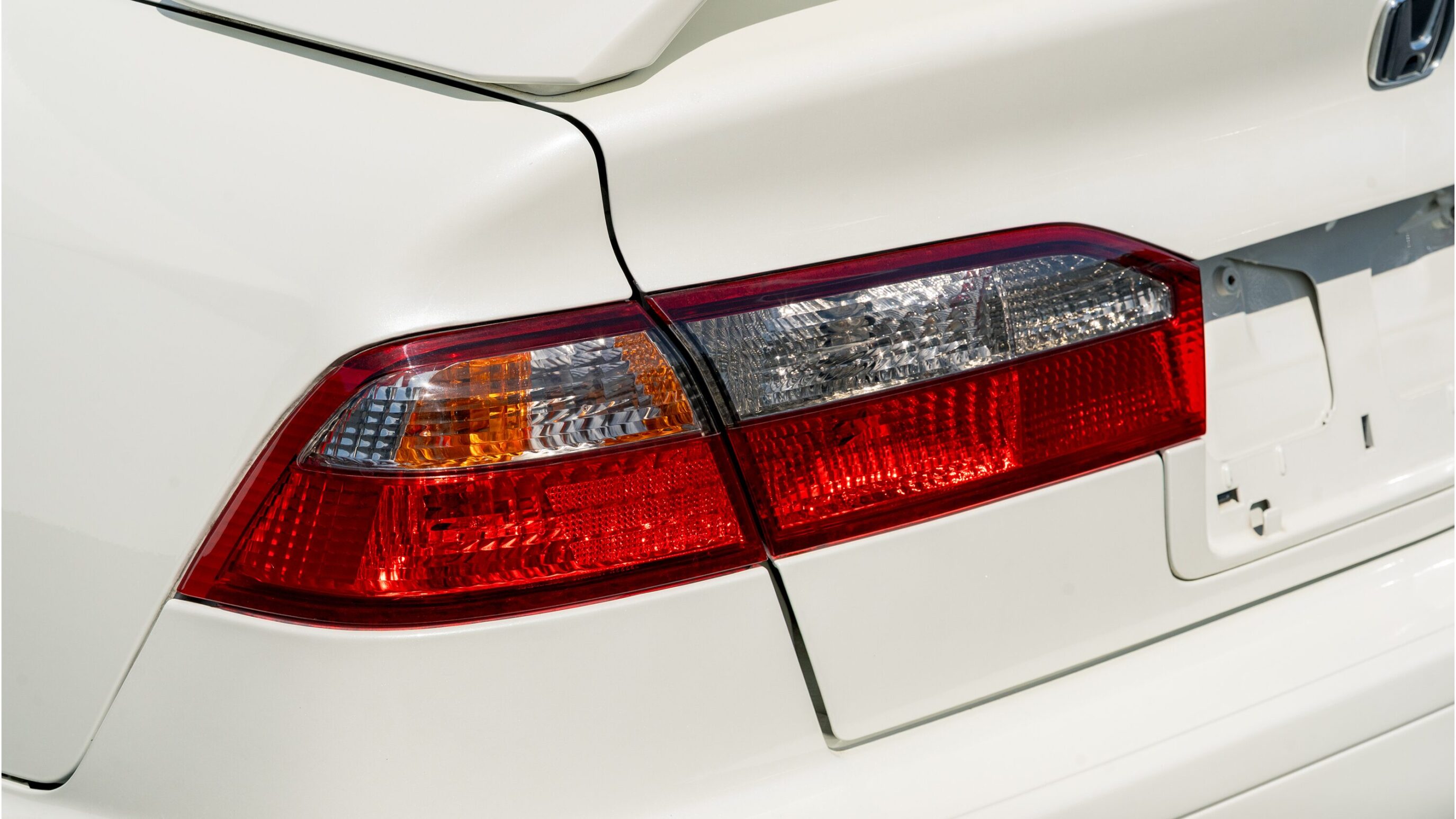 
								2000 Honda Torneo Euro R full									