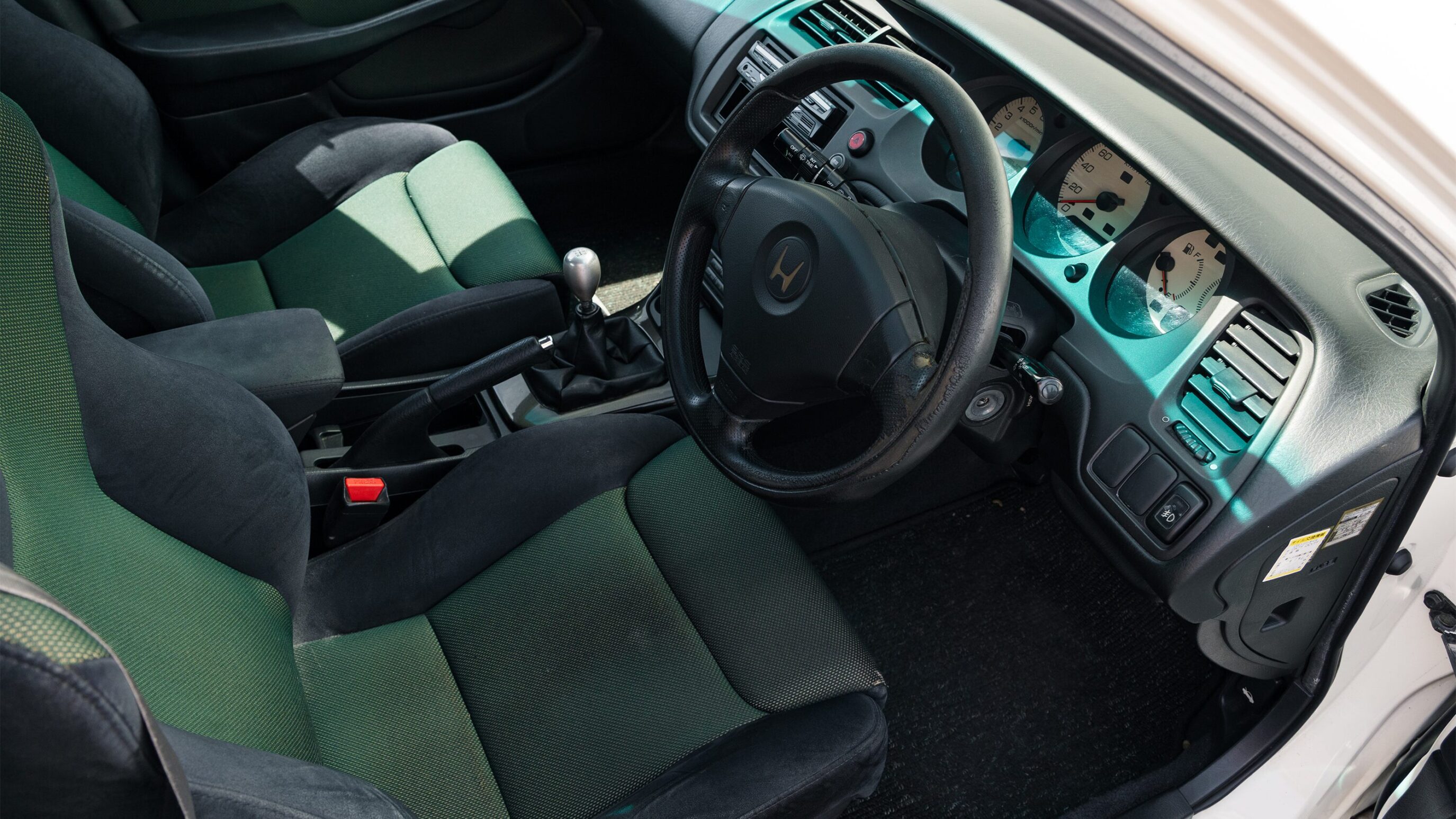 
								2000 Honda Torneo Euro R full									