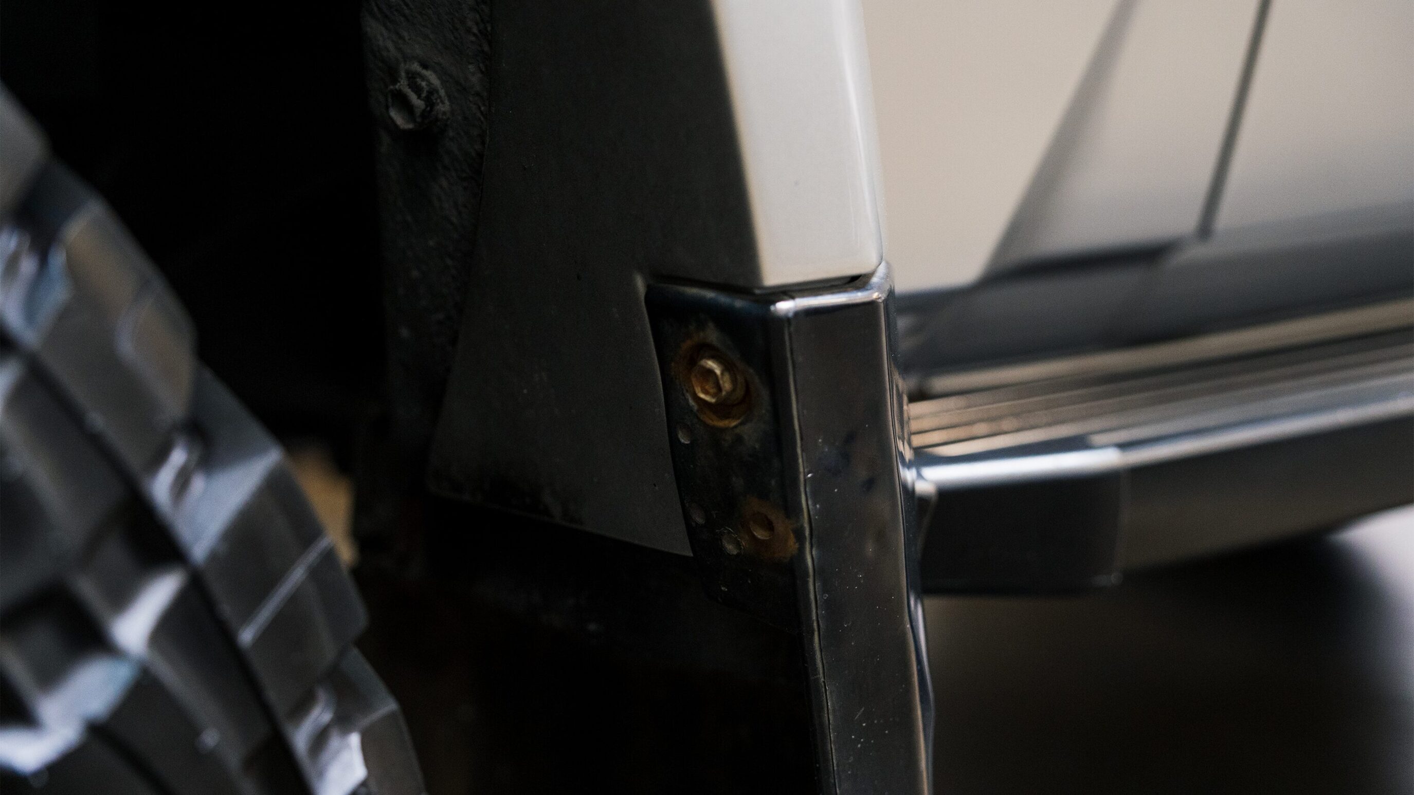 
								1993 Toyota Land Cruiser H/T KZJ78 Black full									