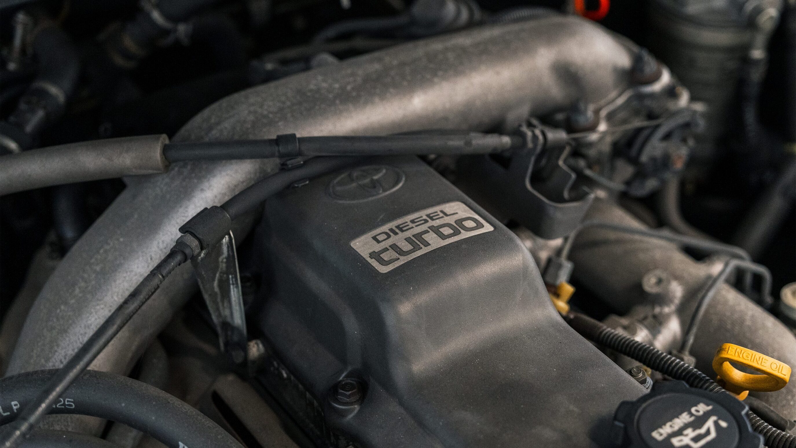 
								1993 Toyota Land Cruiser H/T KZJ78 Black full									