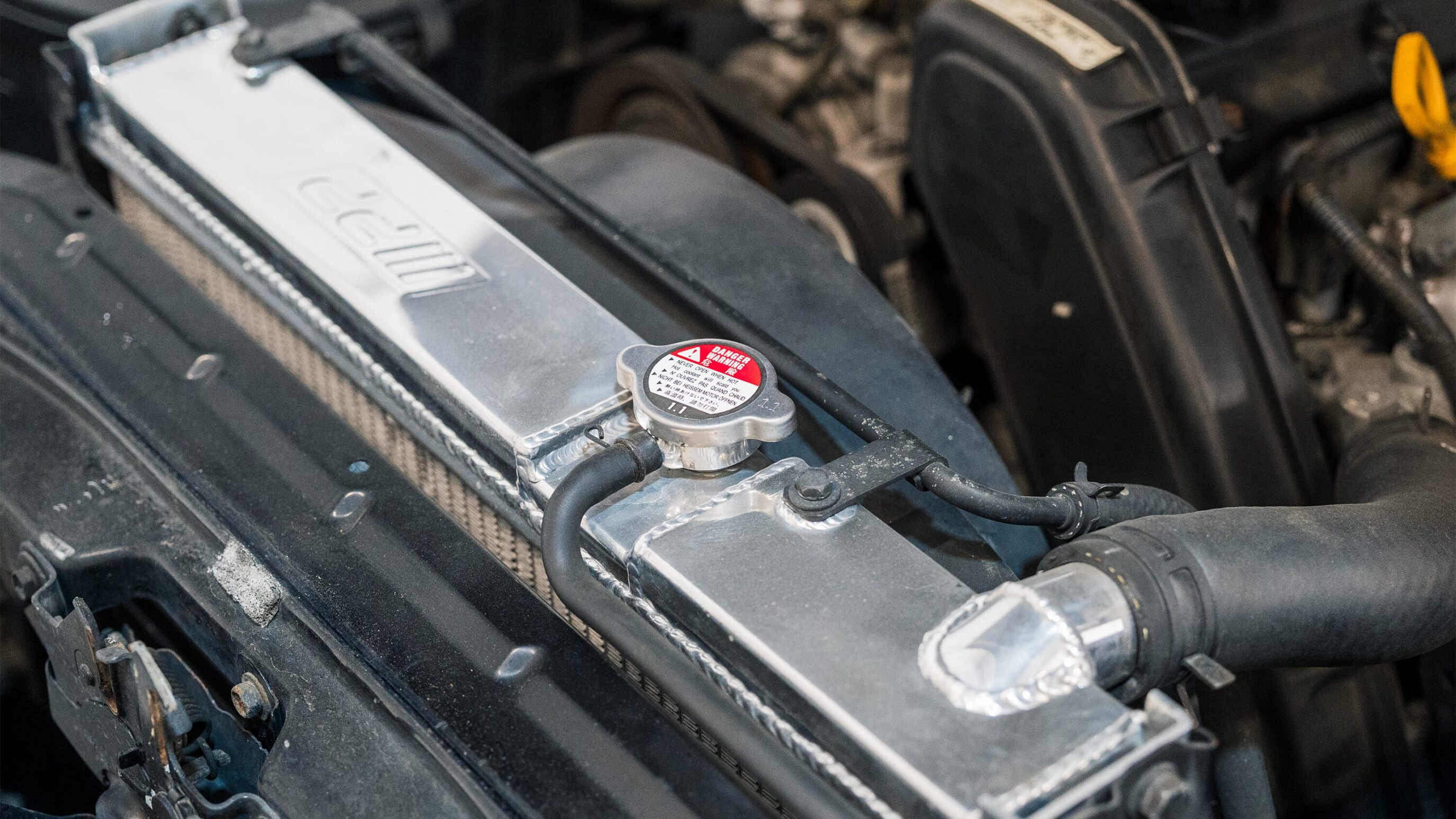 
								1993 Toyota Land Cruiser H/T KZJ78 Black full									