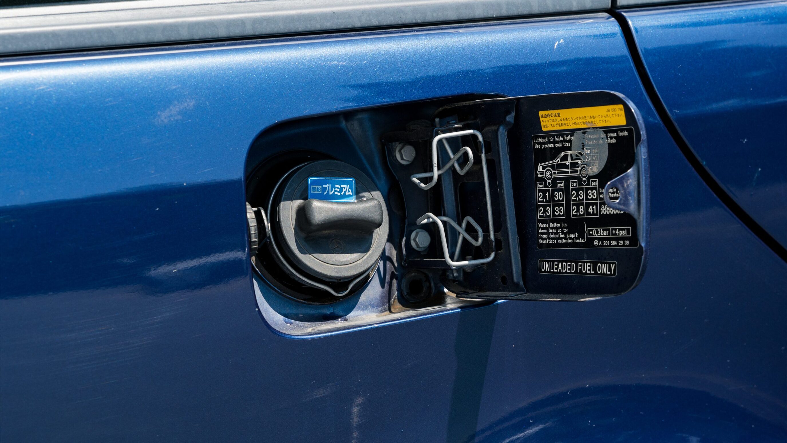 
								1999 Mercedes C200 Station Wagon full									