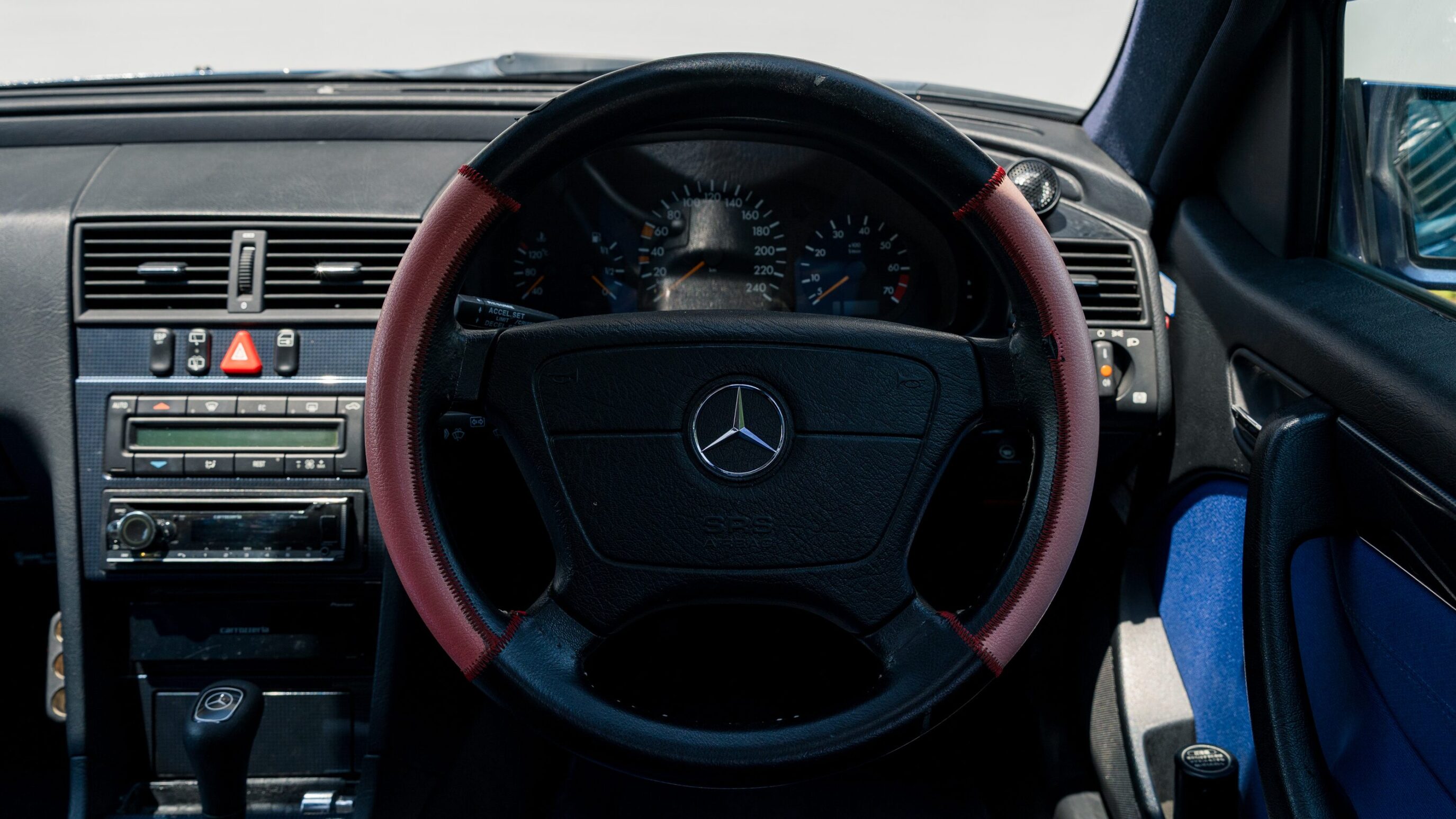 
								1999 Mercedes C200 Station Wagon full									