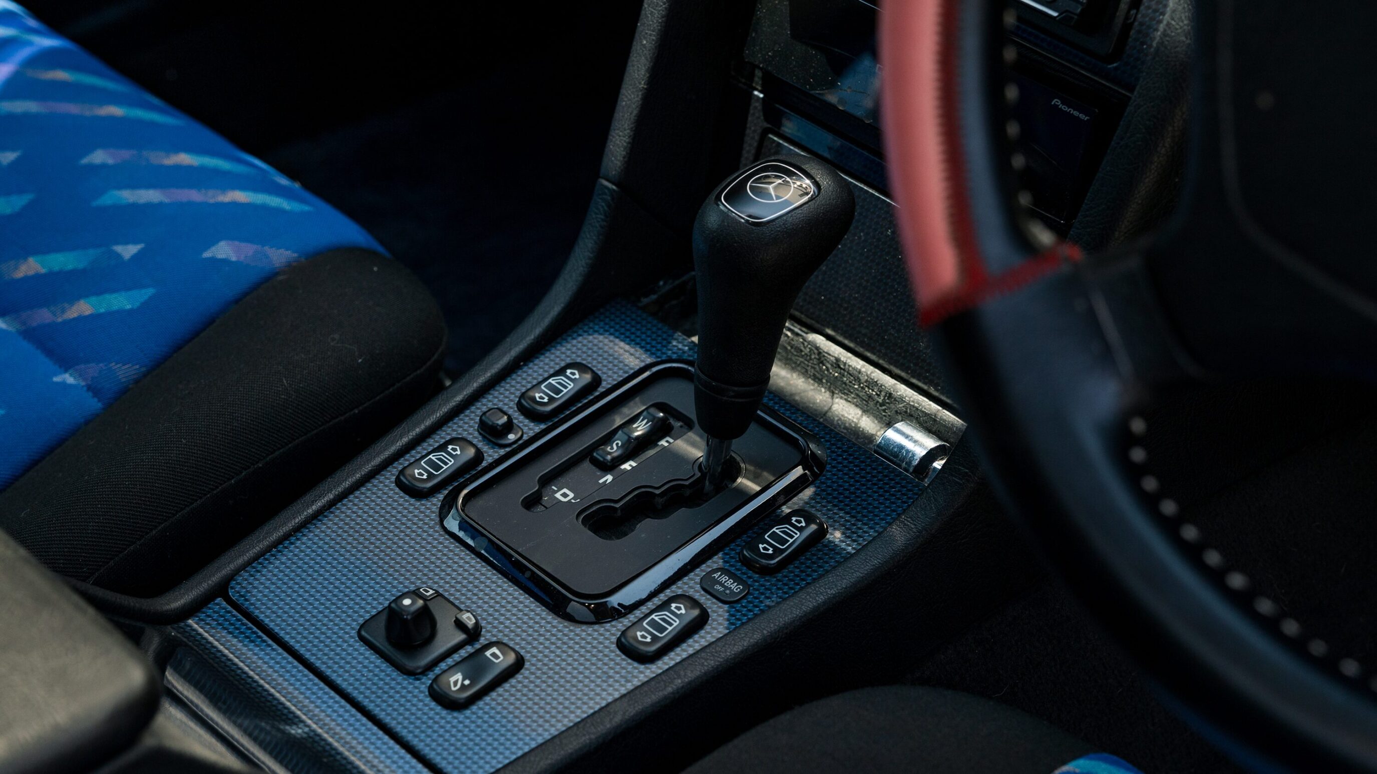 
								1999 Mercedes C200 Station Wagon full									