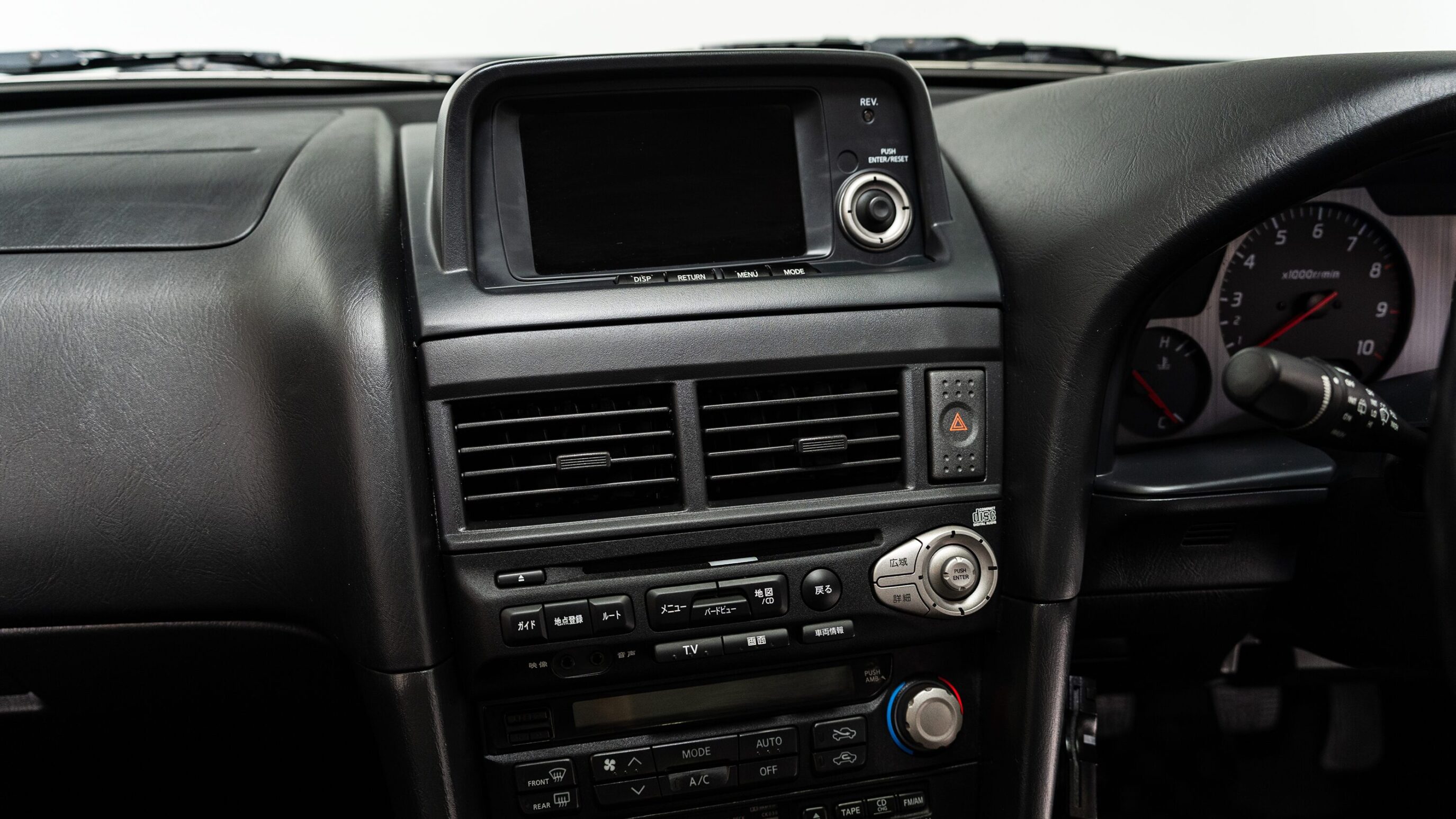 
								1999 Nissan Skyline GTR (BNR34) V-Spec Athlete Silver full									