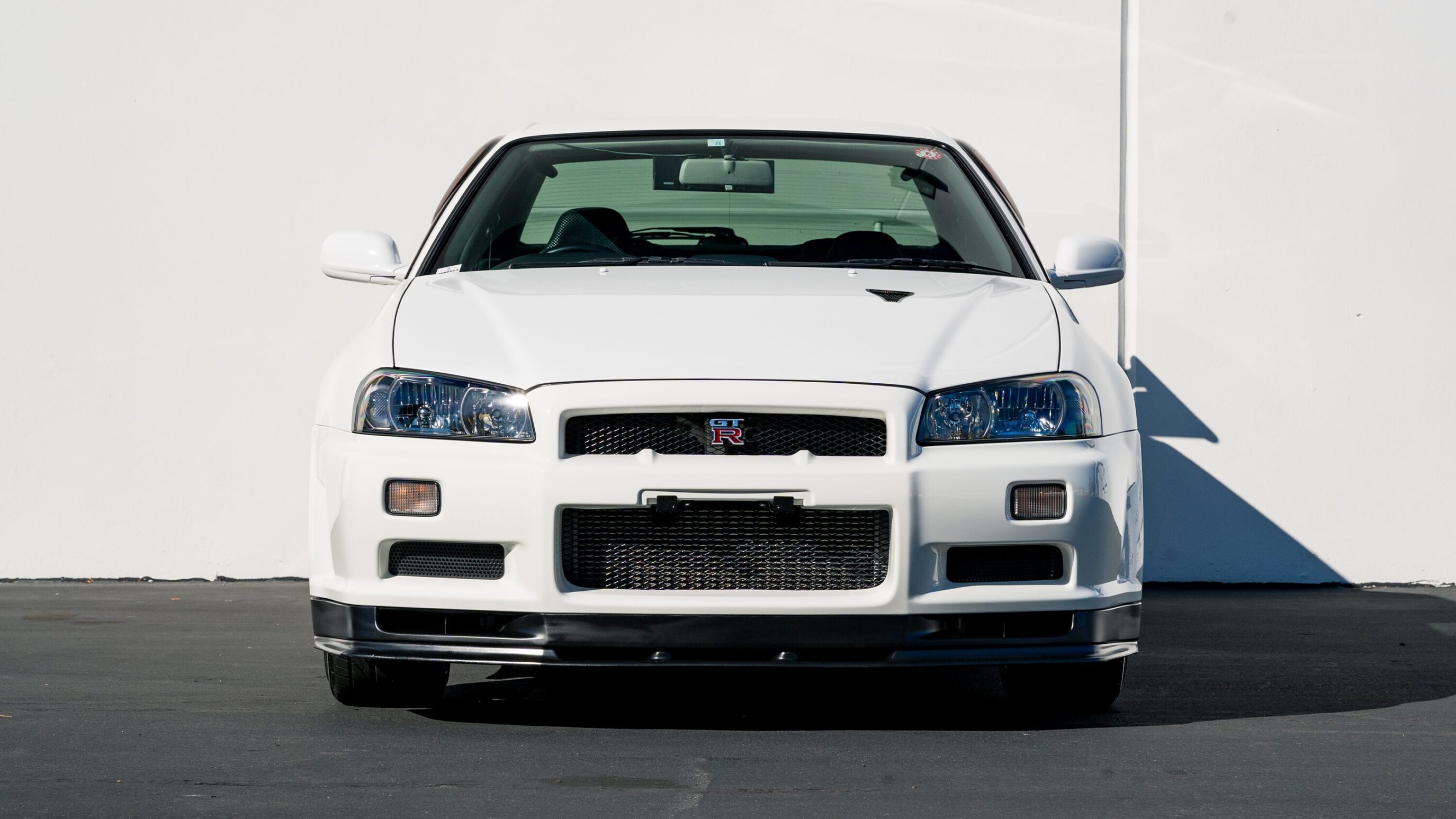 2000 Nissan Skyline GTR (BNR34) V-Spec II White