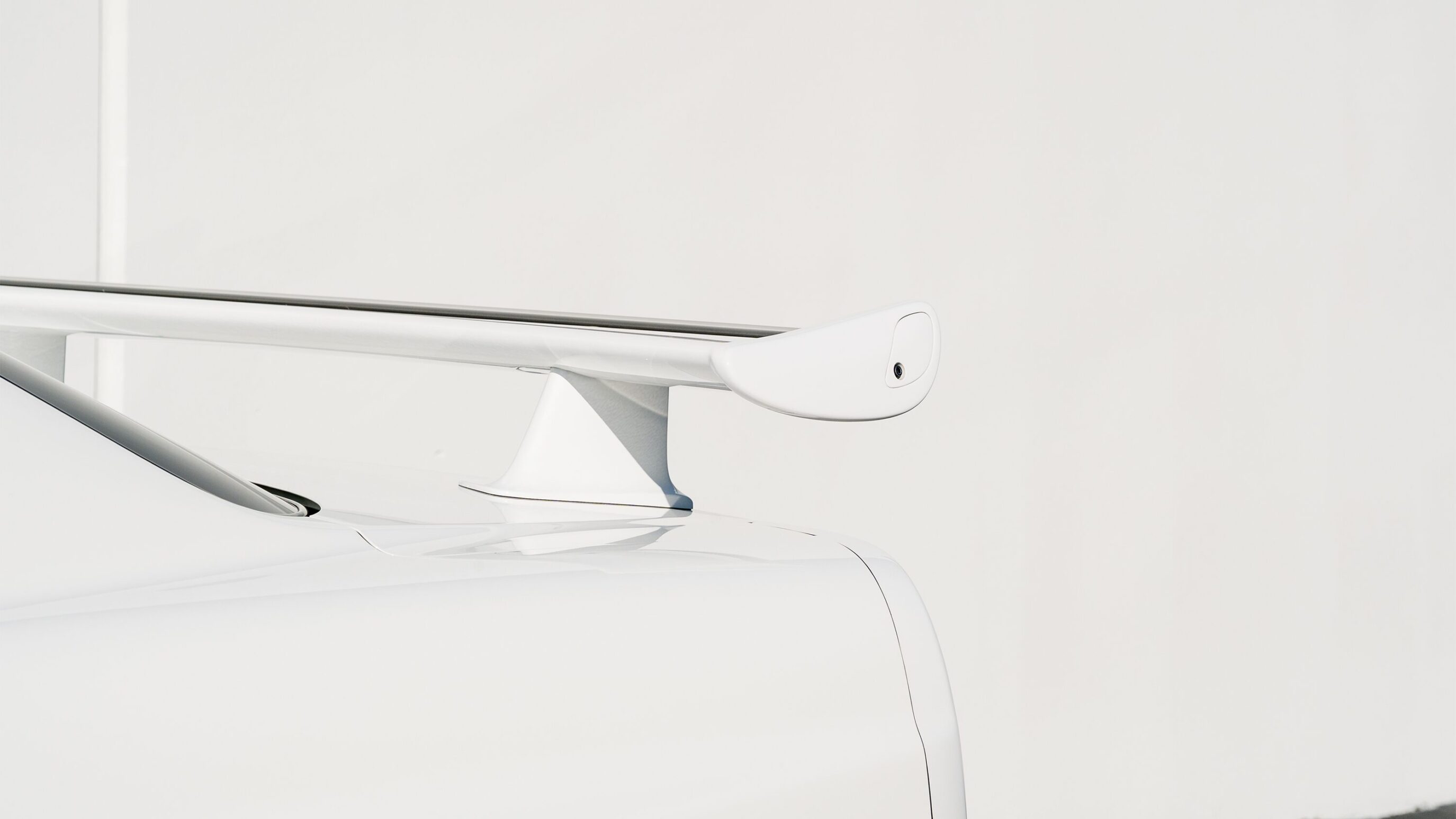 
								2000 Nissan Skyline GTR (BNR34) V-Spec II White full									