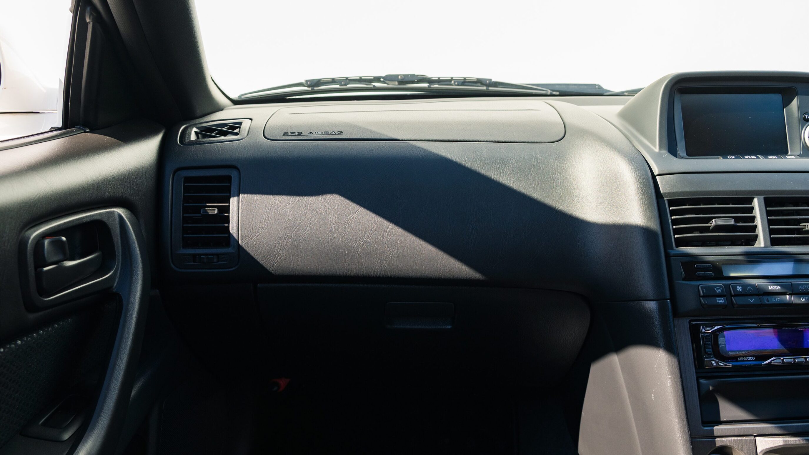 
								2000 Nissan Skyline GTR (BNR34) V-Spec II White full									