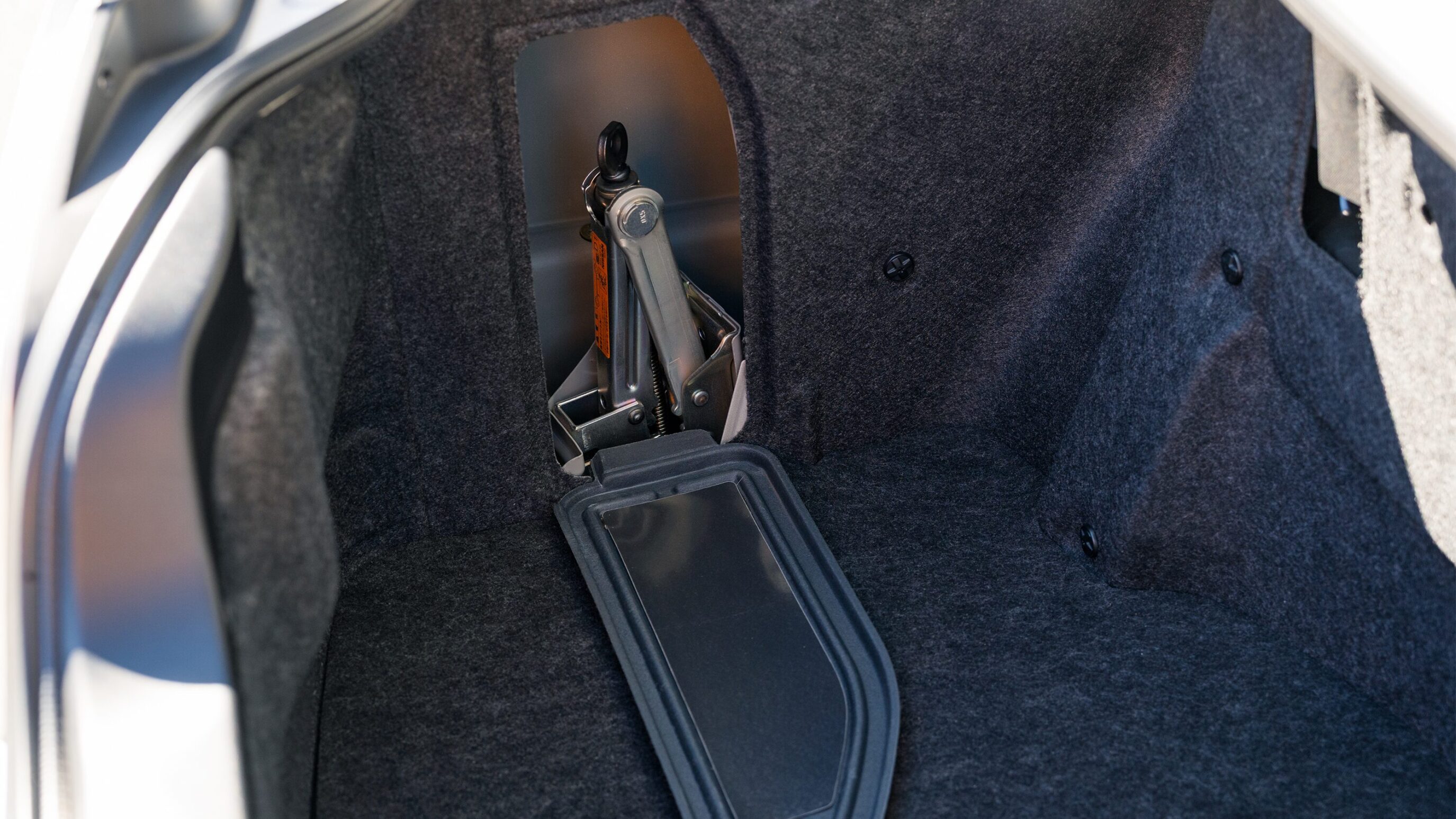 
								2000 Nissan Skyline GTR (BNR34) V-Spec II White full									