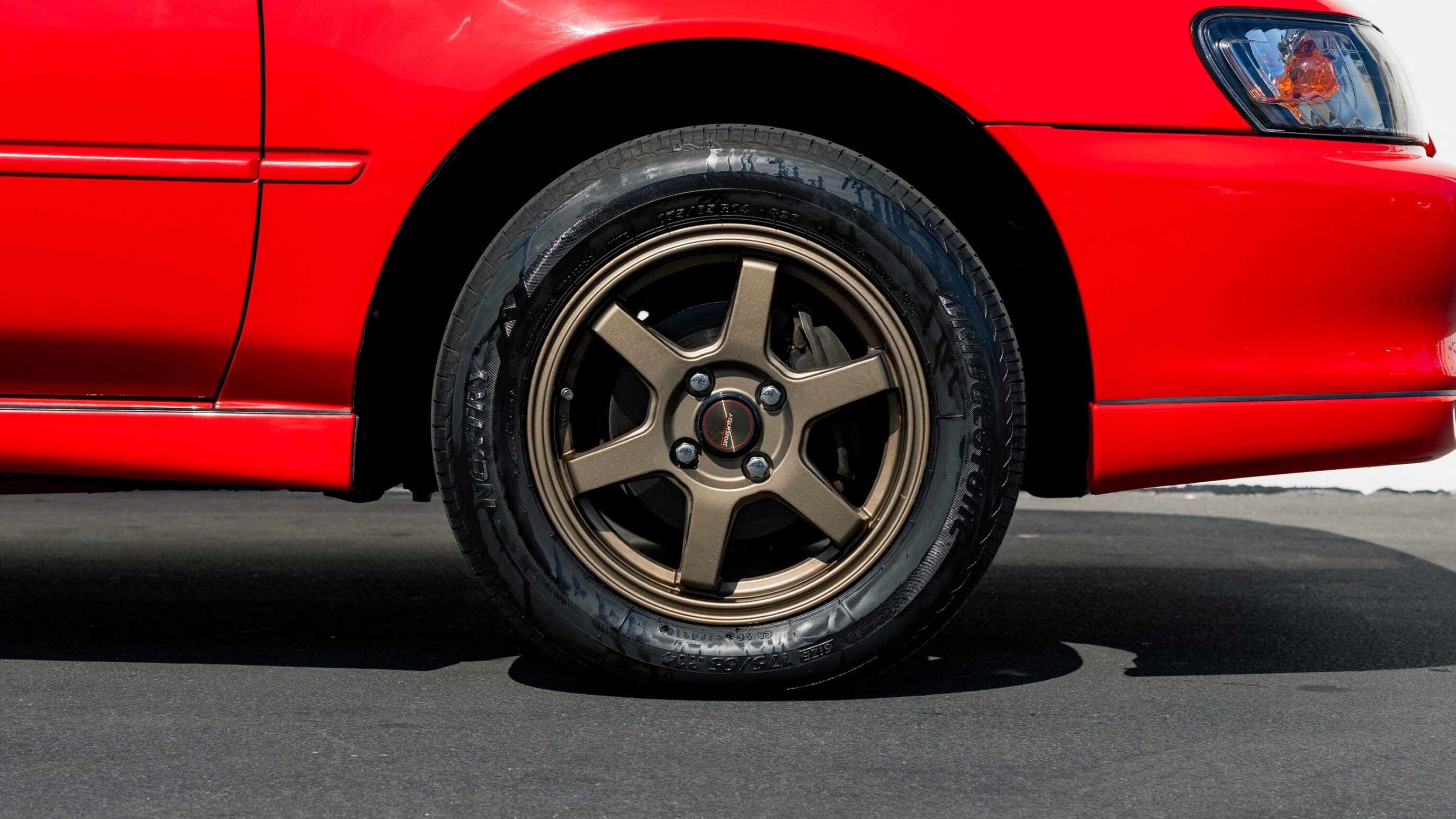 
								2000 Toyota Corolla Wagon Touring full									