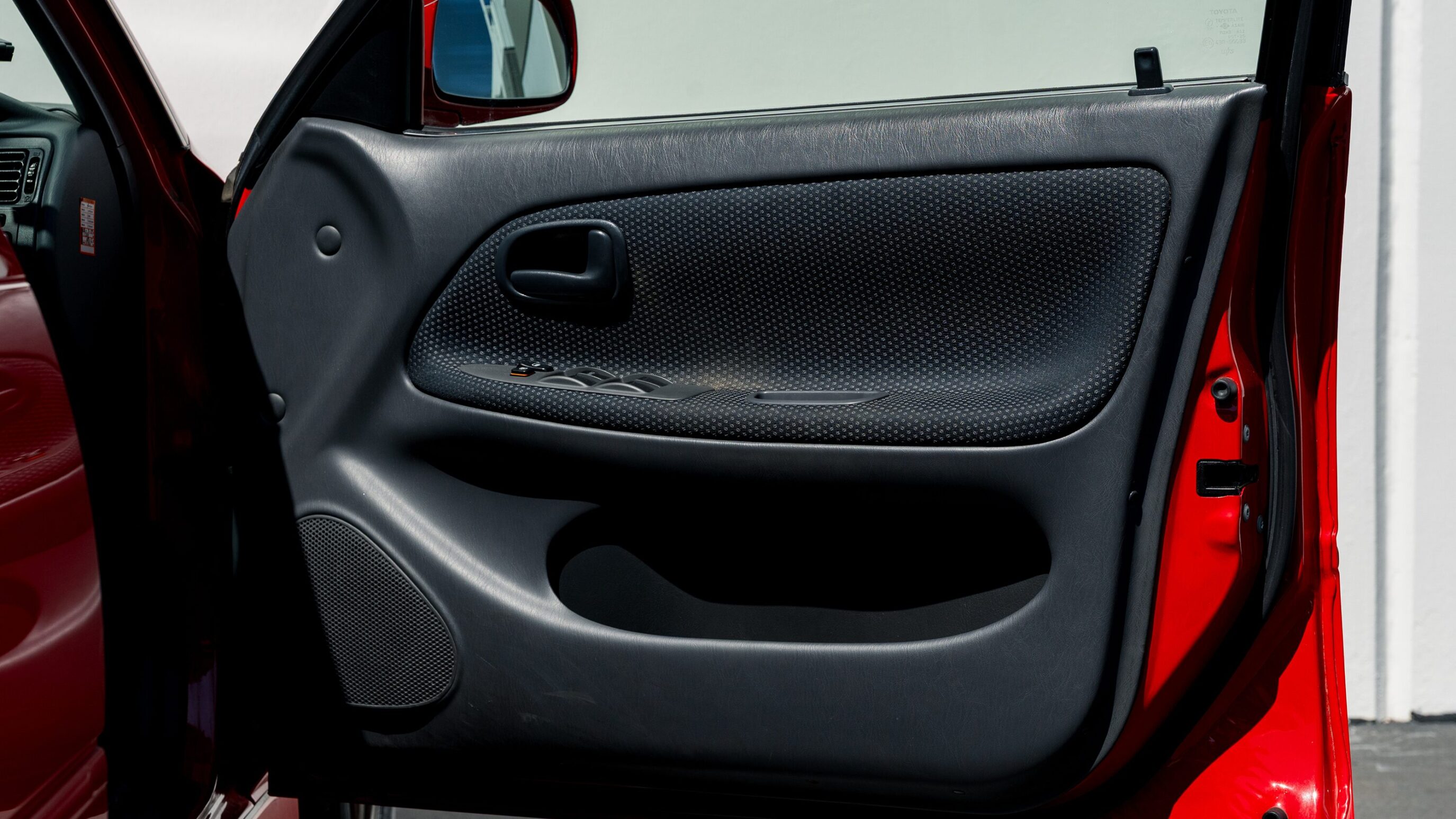 
								2000 Toyota Corolla Wagon Touring full									