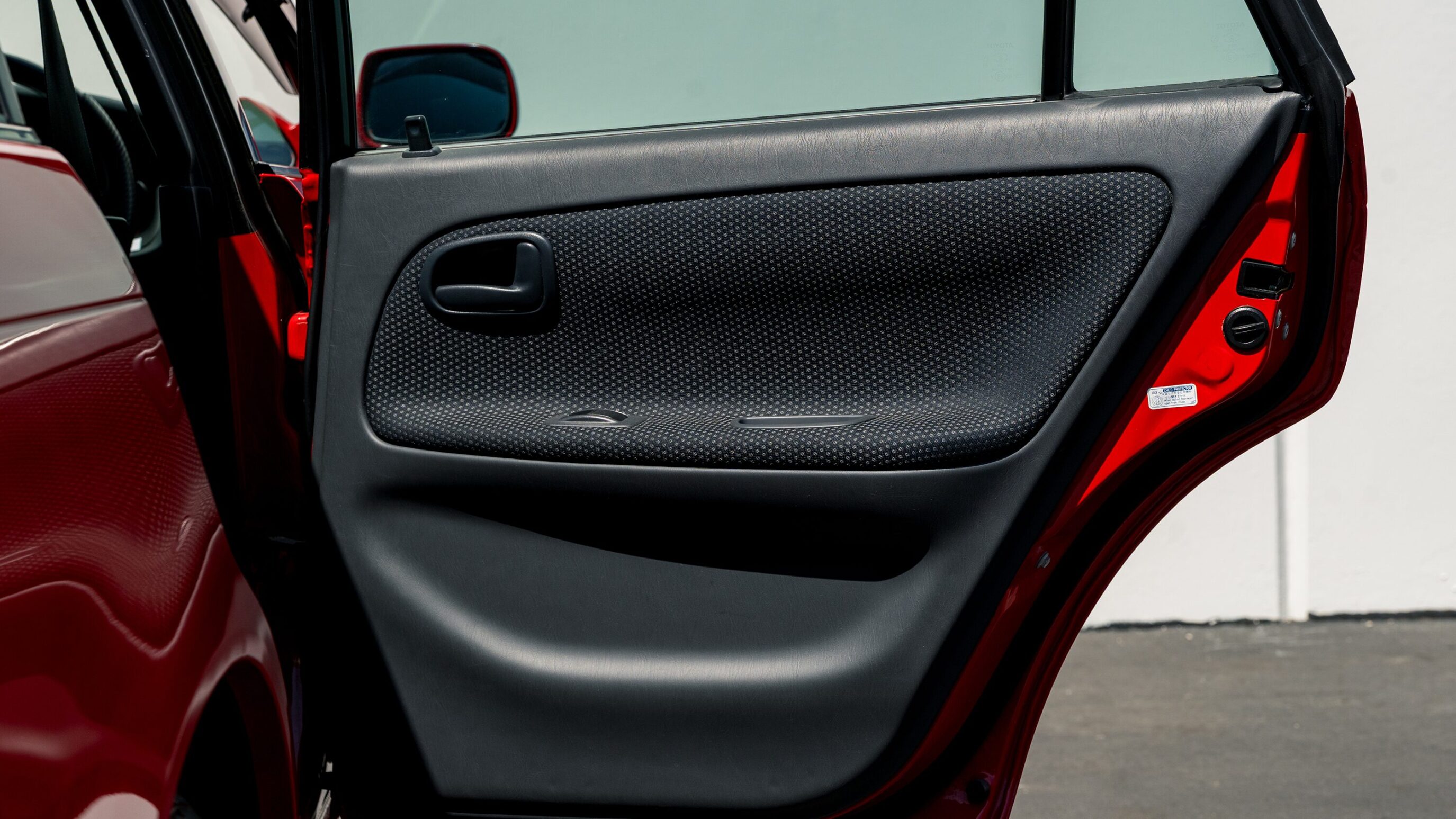 
								2000 Toyota Corolla Wagon Touring full									