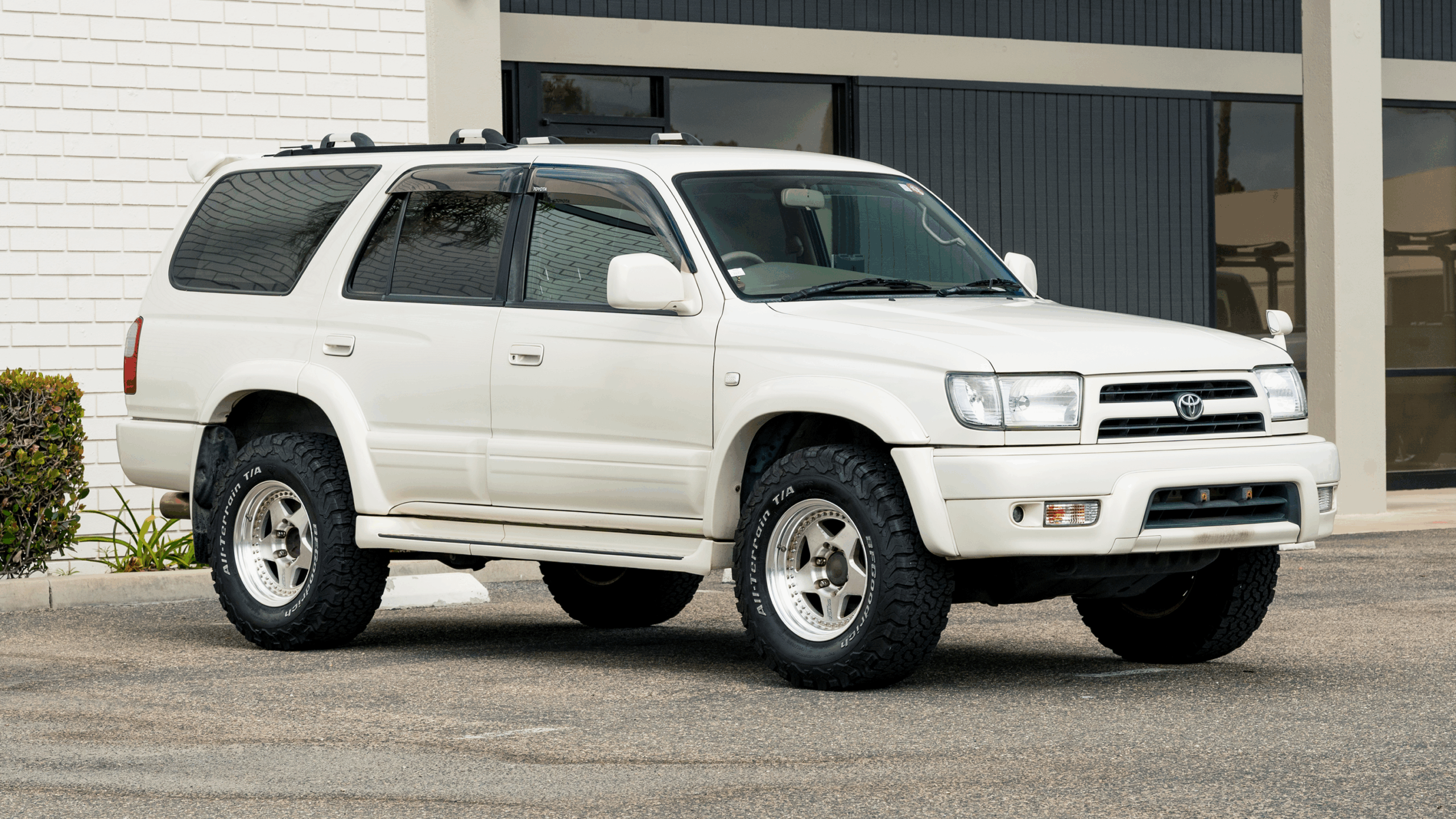 2000 Toyota Hilux Surf SSR-X