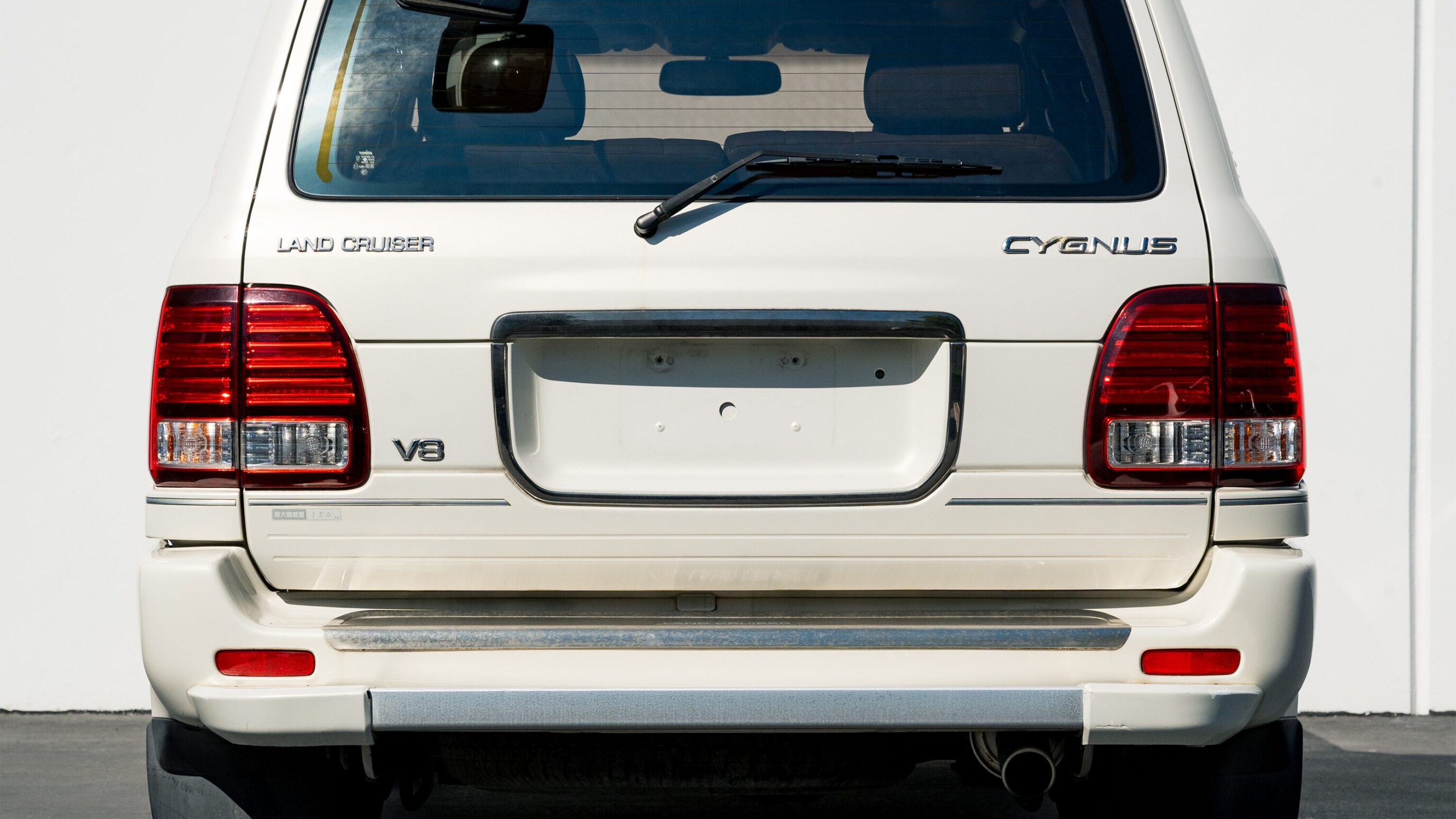 
								Toyota Land Cruiser Cygnus full									