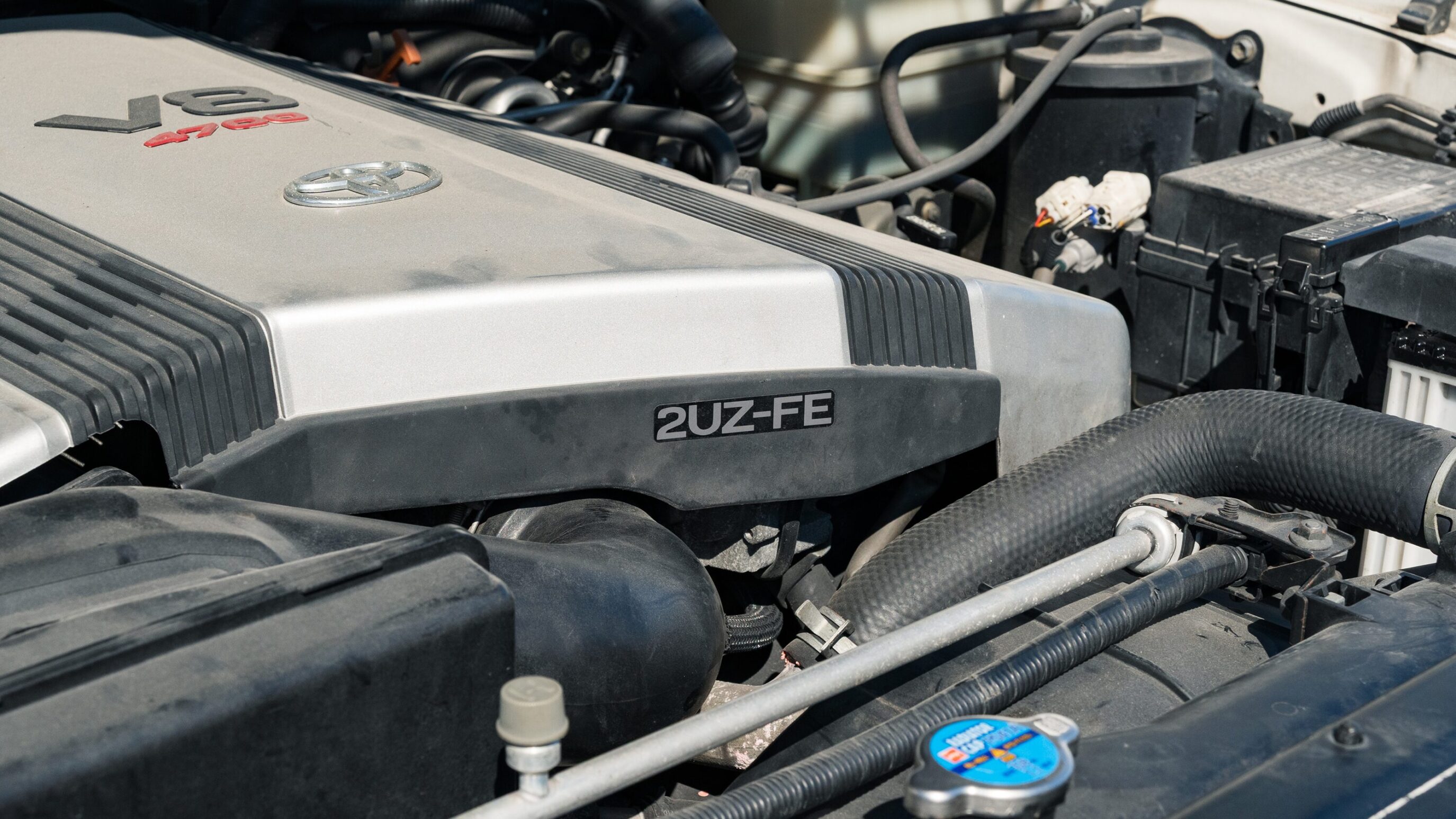 
								Toyota Land Cruiser Cygnus full									