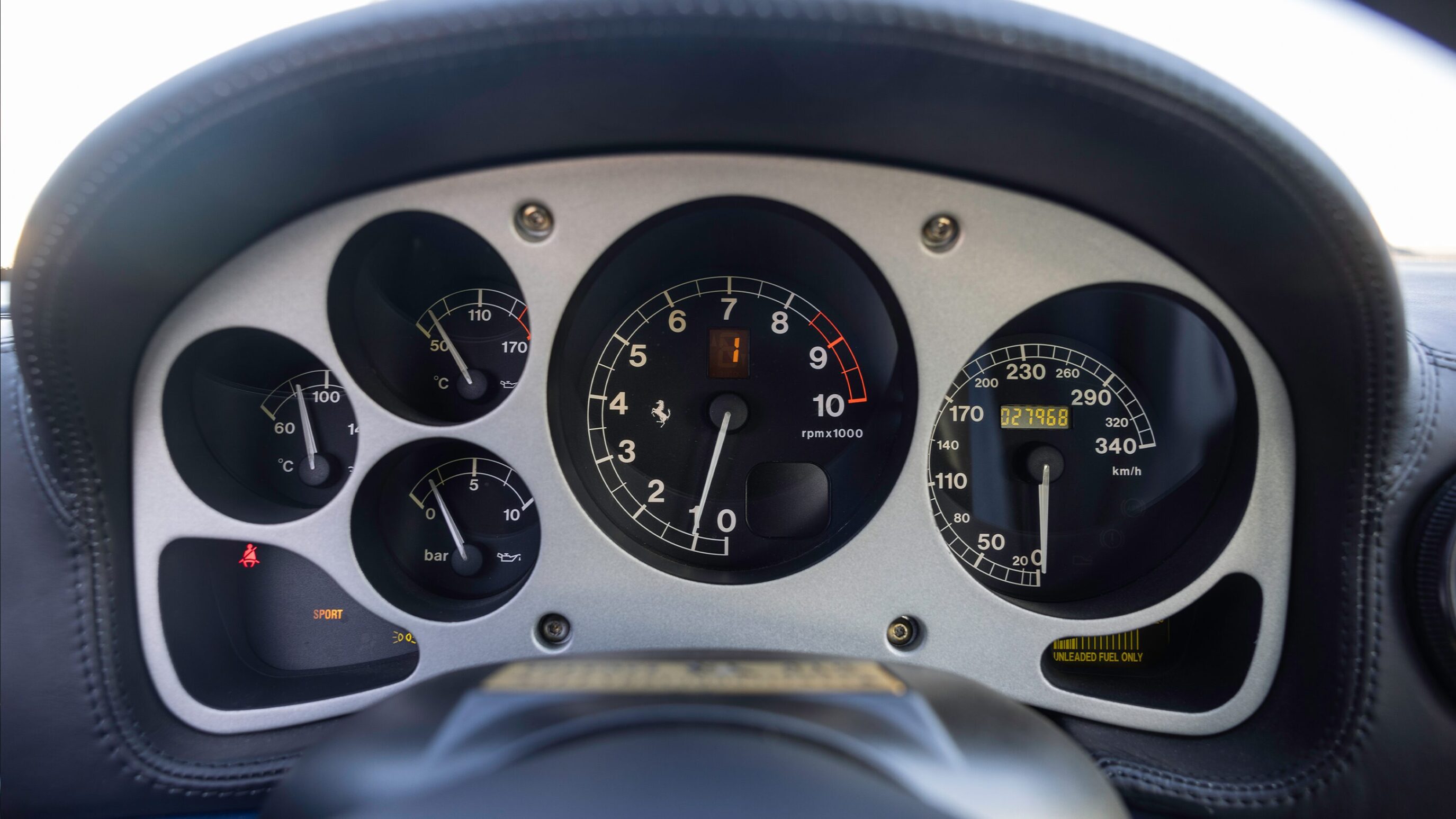 
								1999 Ferrari 360 Modena F1 Grigio Alloy full									